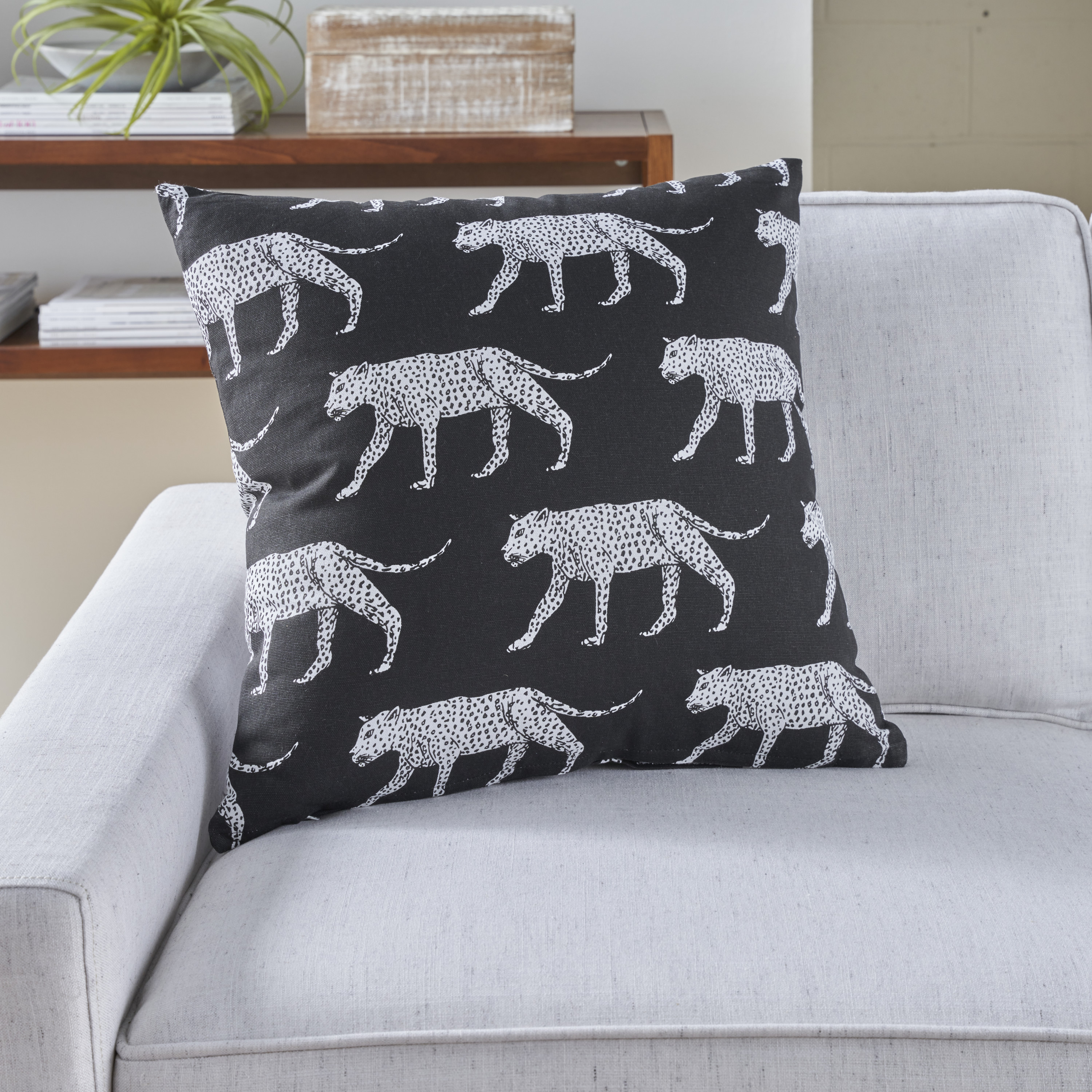Mina Victory 798019004279 Accent-Pillows - View #5