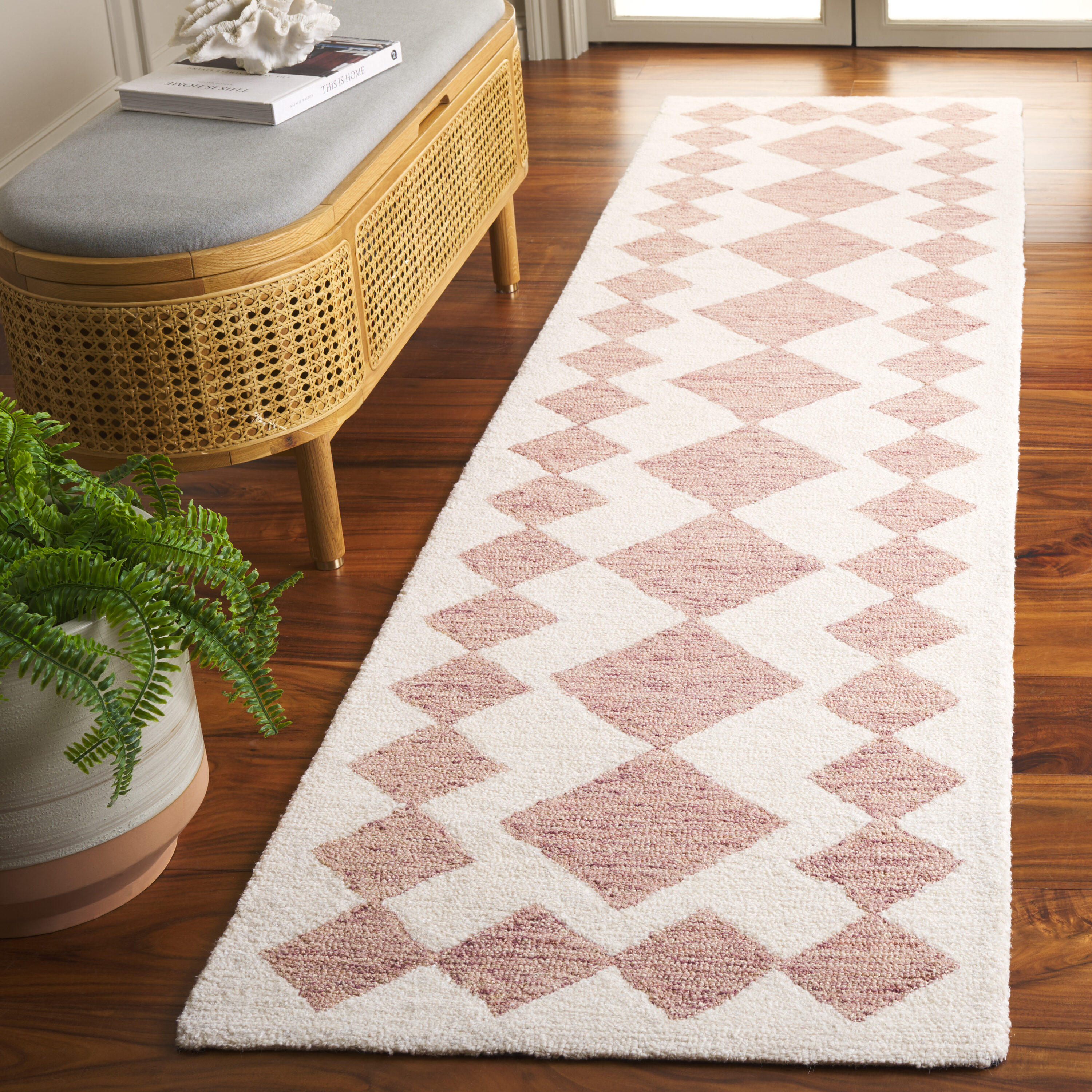  Ebony 137 Pink/Ivory Contemporary 2ft-3in x 9ft Runner Rug