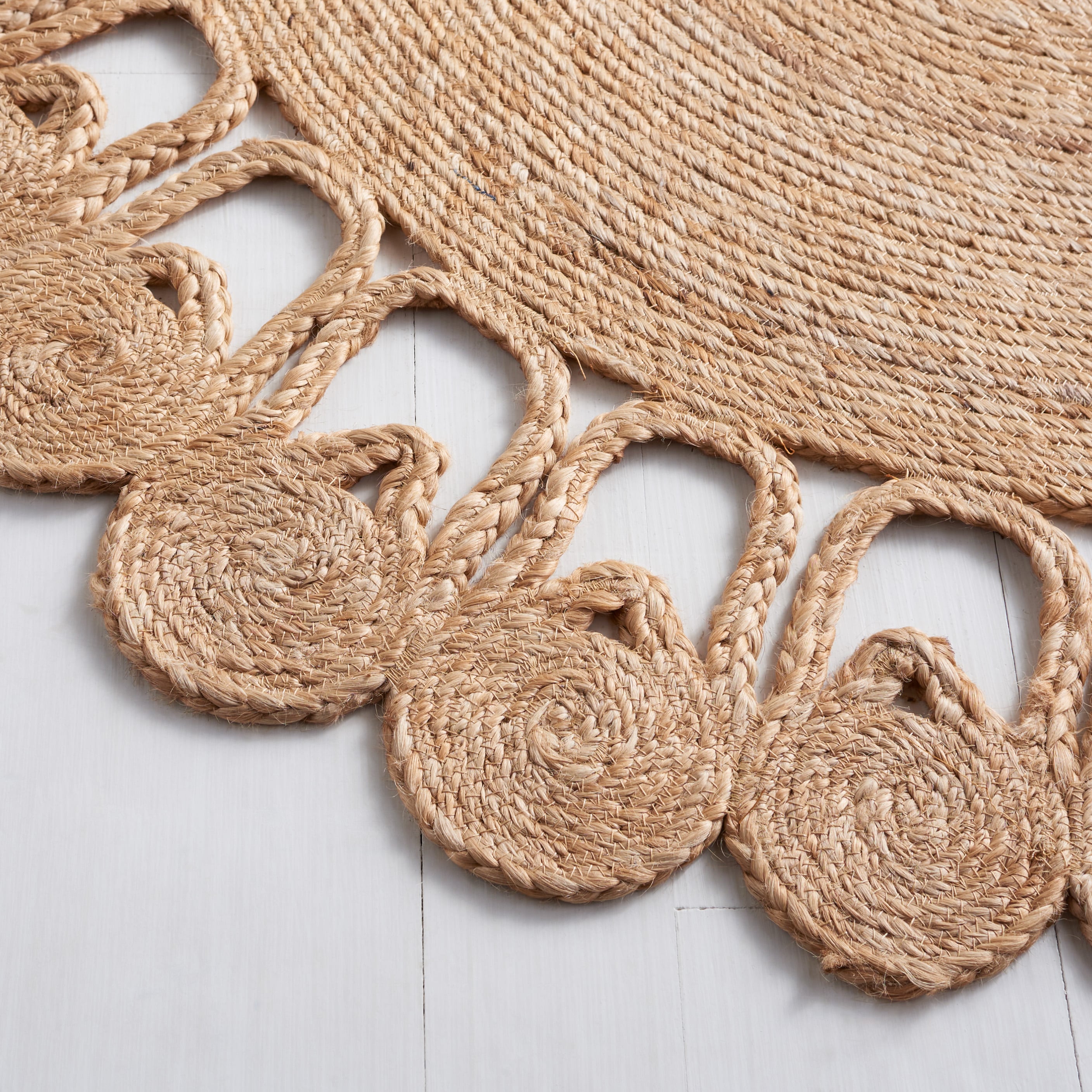 Handwoven Natural Jute Round Area Rug with Looped Edge