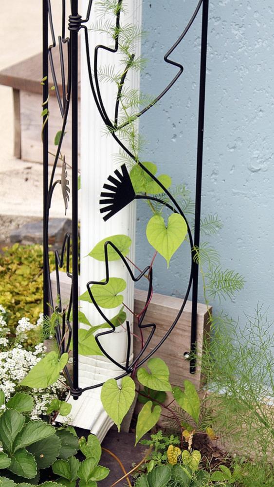 Minuteman International FT-47 Garden-Trellis - View #3