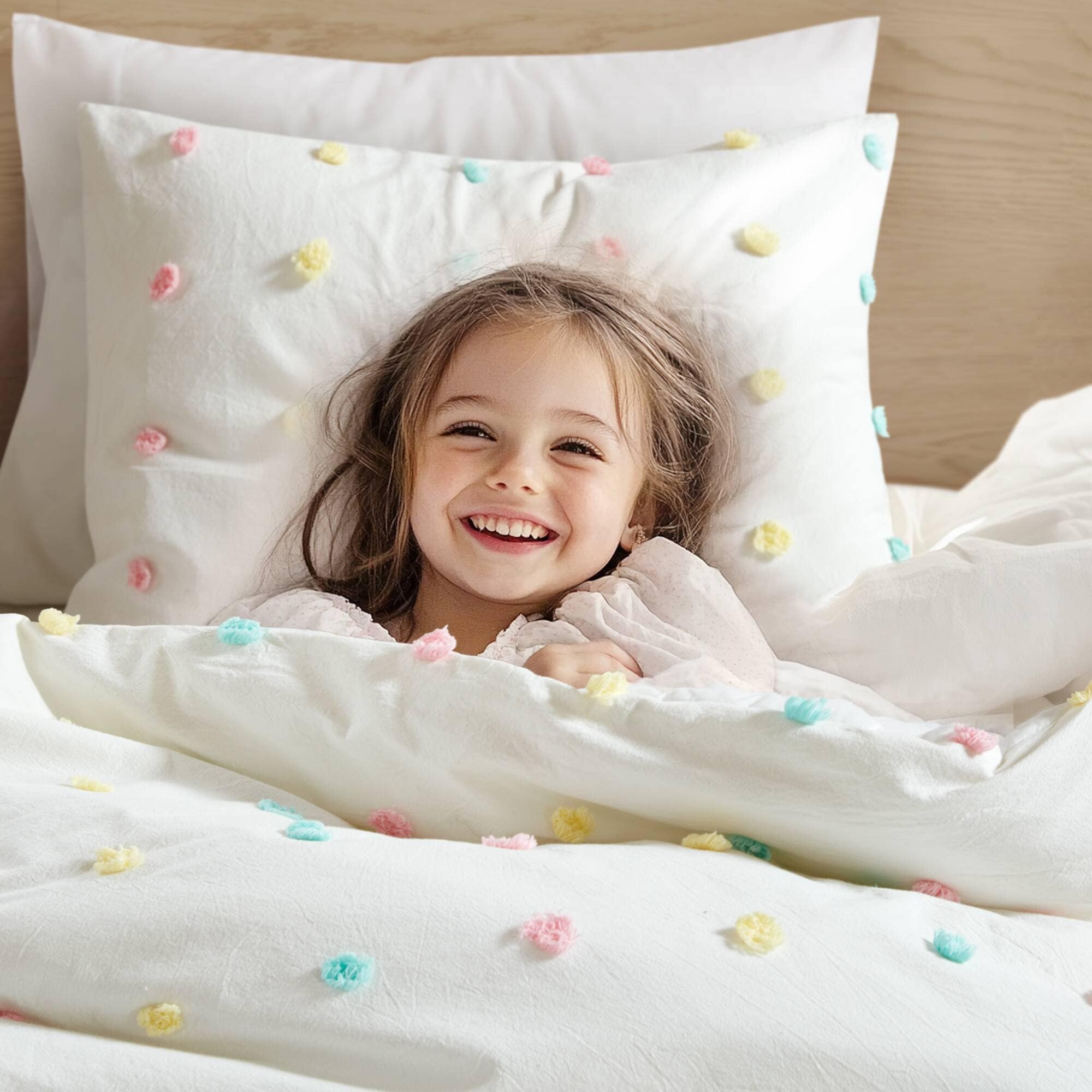Cozy Cotton Twin Pom Pom Kids' Quilt Set in White