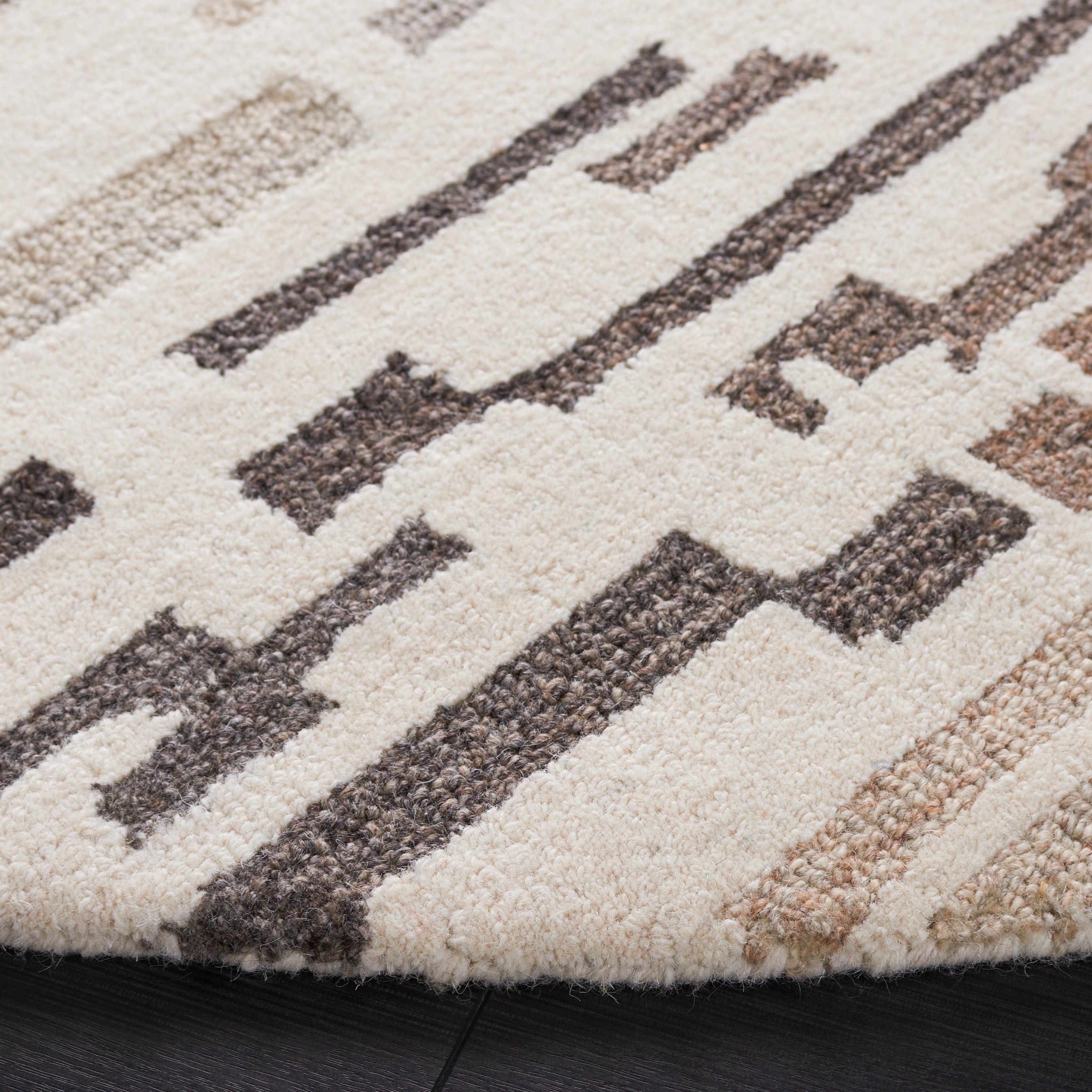 Safavieh EBN501A-6R rugs - View #3