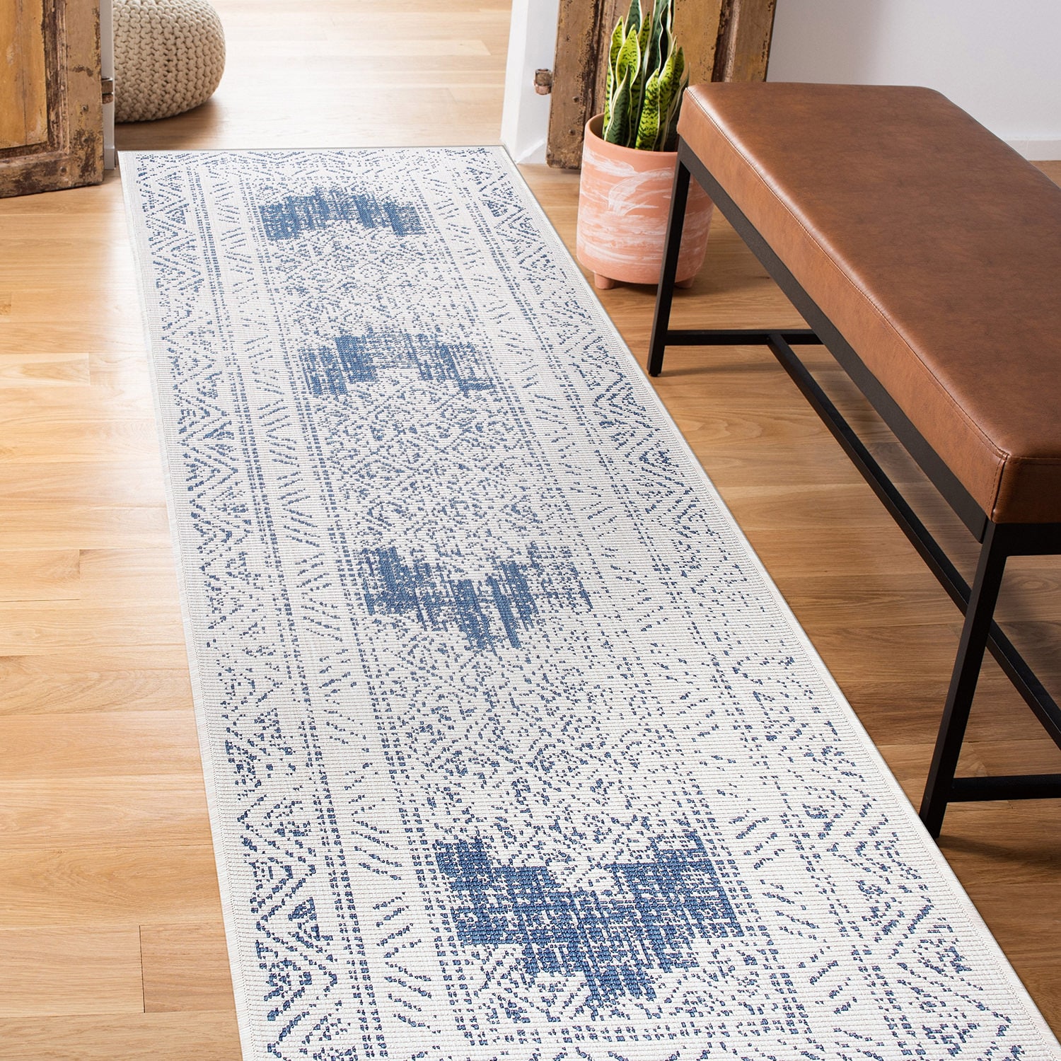 World Rug Gallery 2 X 7 (ft) Blue Indoor/Outdoor Runner Rug 4029BLUE2X7 ...