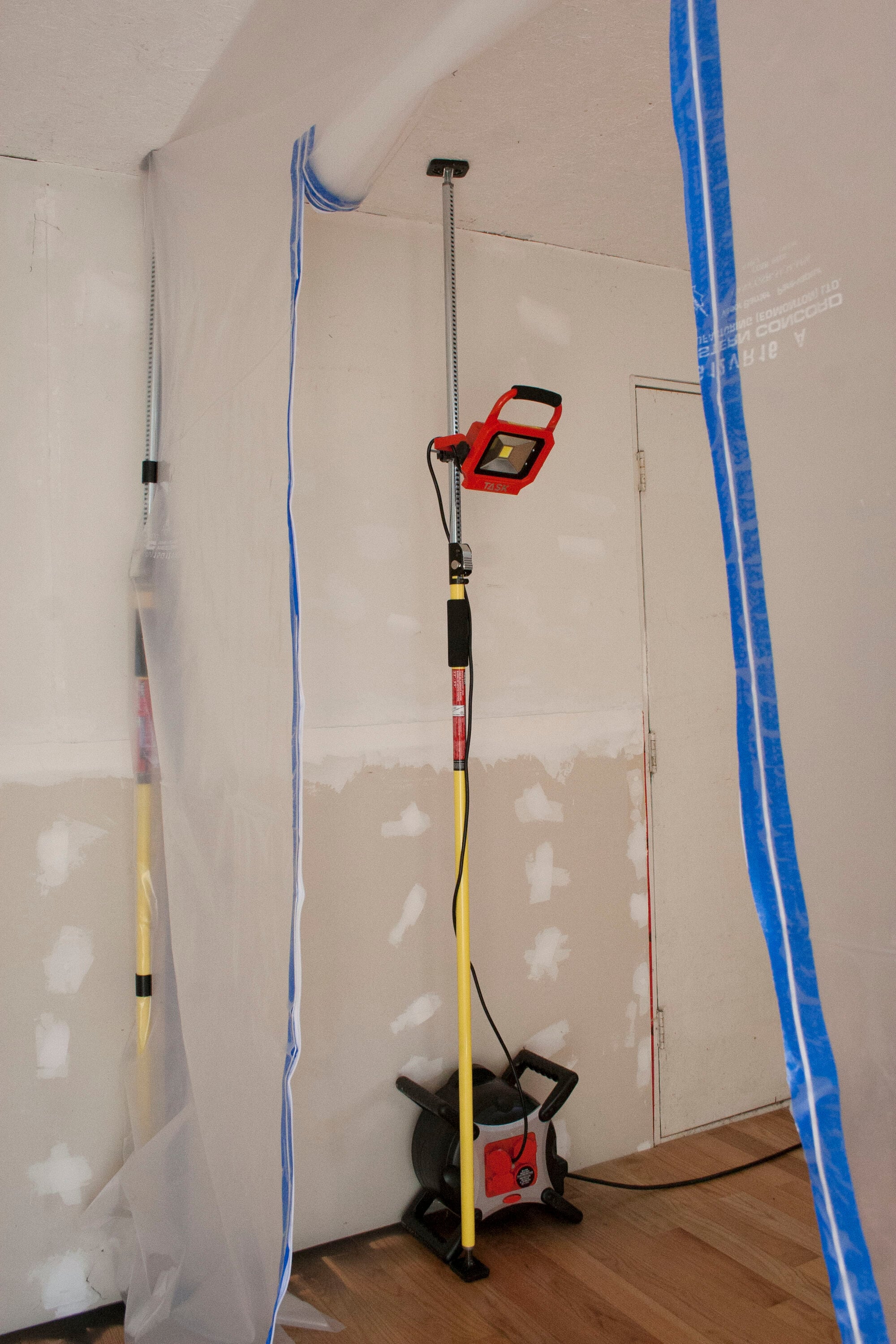 Task T745002 Drywall-Panel-Carriers - View #9