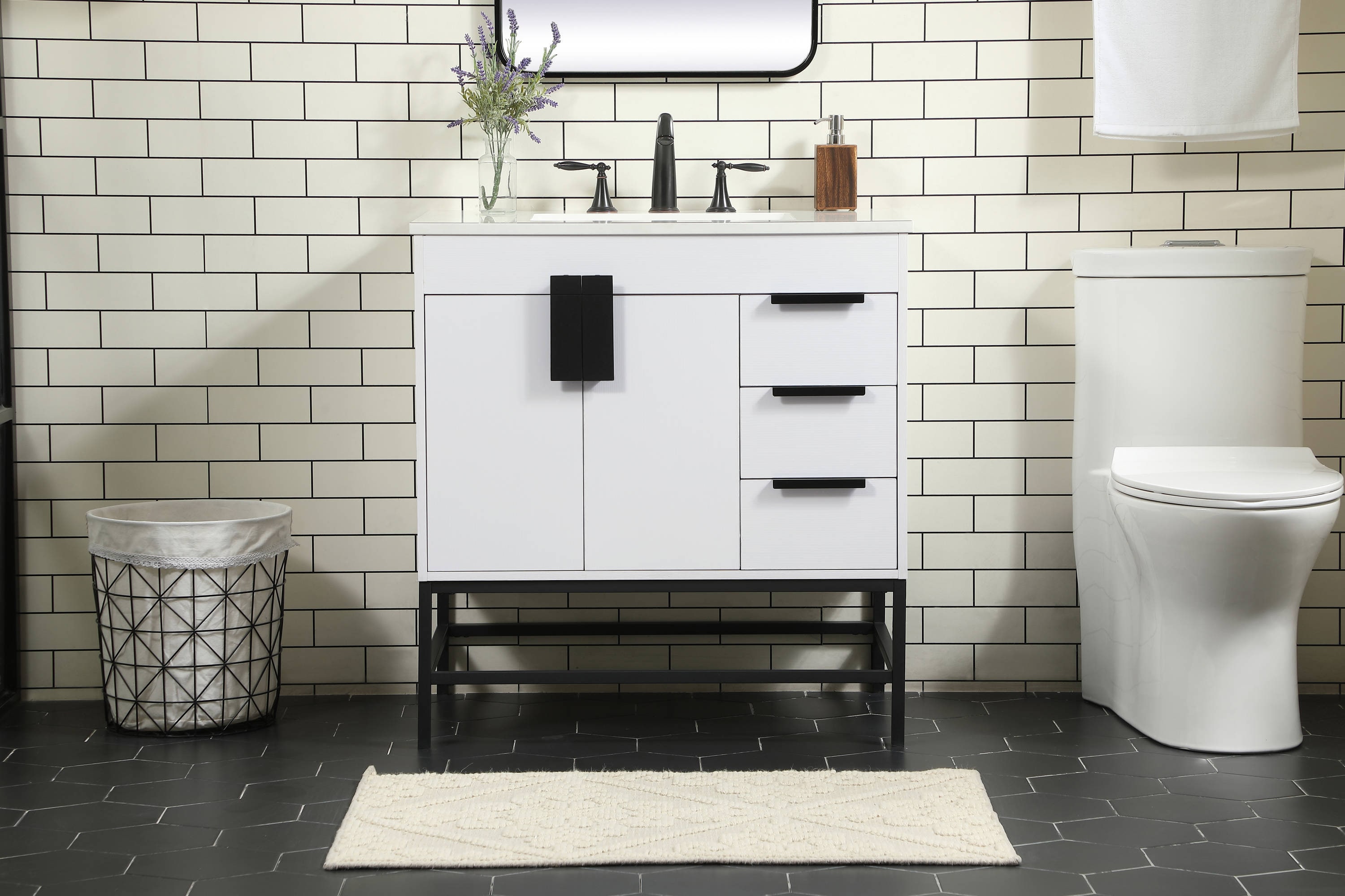 Eugene 32" White MDF Bathroom Vanity with Quartz Top