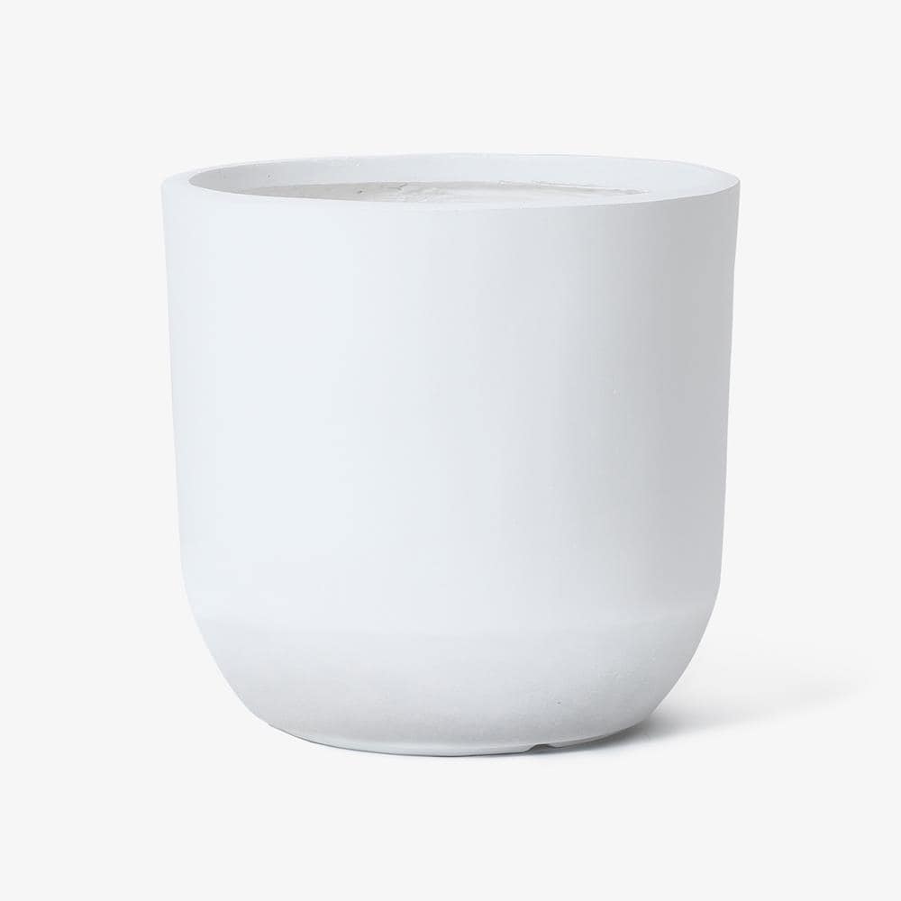 LuxenHome WHPL1975-W Round 14.6-in W x 13.8-in H x White Mixed/Composite Indoor/Outdoor Planter