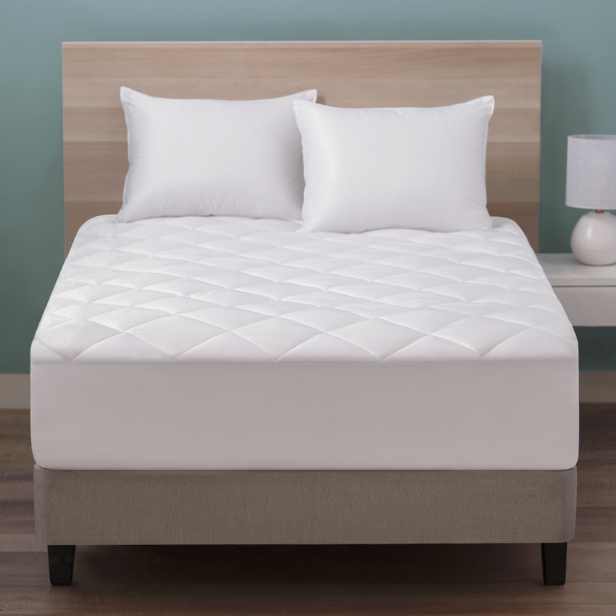 Serta 1-in D Polyester Queen Mattress Cover in the Mattress Covers &  Toppers department at