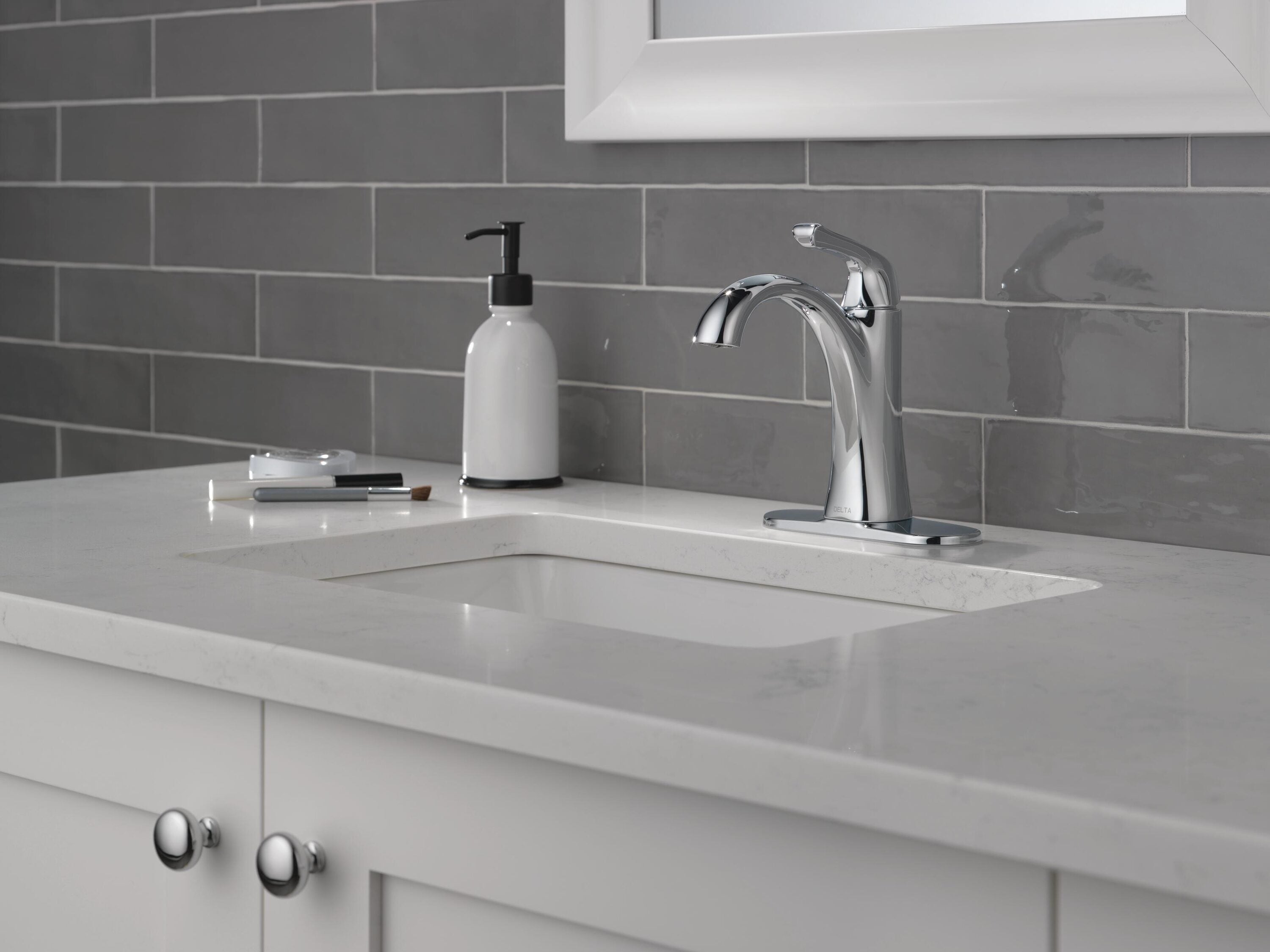 Delta 15840LF Lavatory-Faucets - View #9