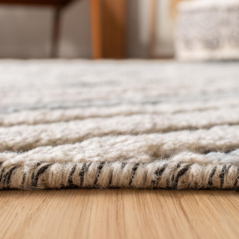 Gray and Ivory Hand-Knotted Wool Shag Rug 4' x 6'