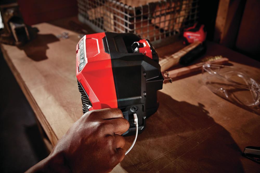 CRAFTSMAN CMCR001B-10 Jobsite-Radios - View #10