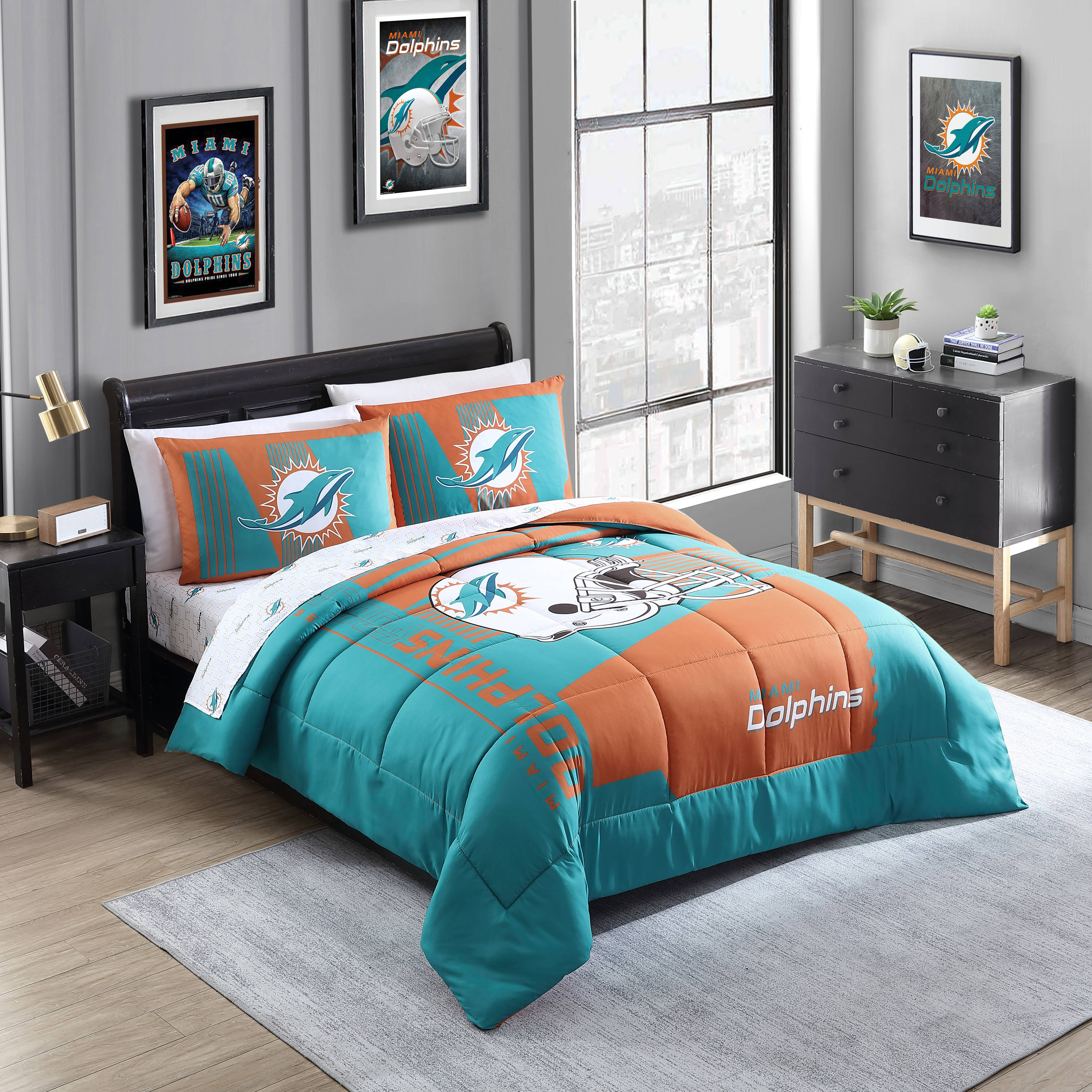 Cathay Sports Miami Dolphins 5-Piece Aqua/Orange Queen Bundle Set in the  Bedding Sets department at