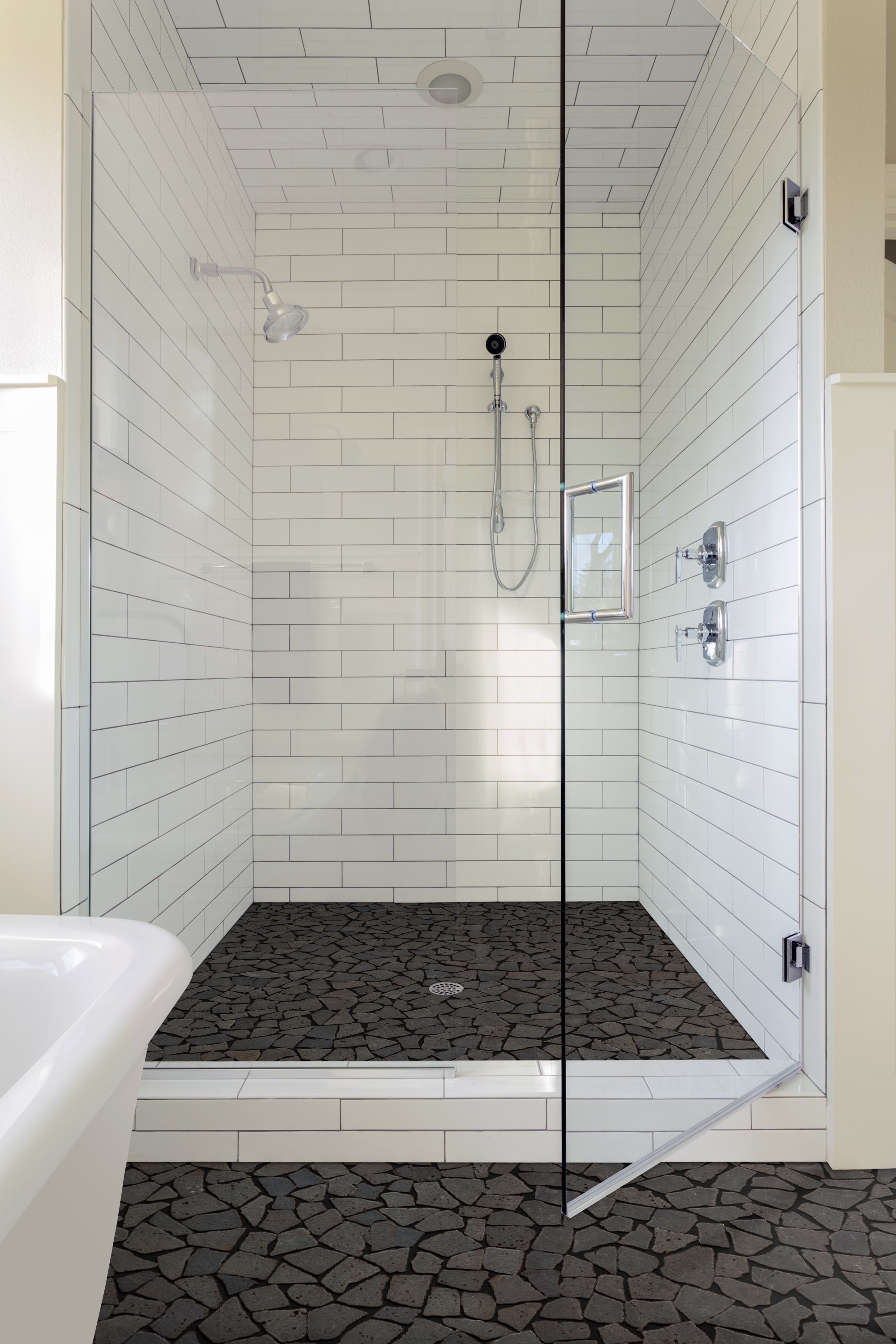 CRUZ BAY STUDIO XR3RBK Ceramic-Tile - View #4