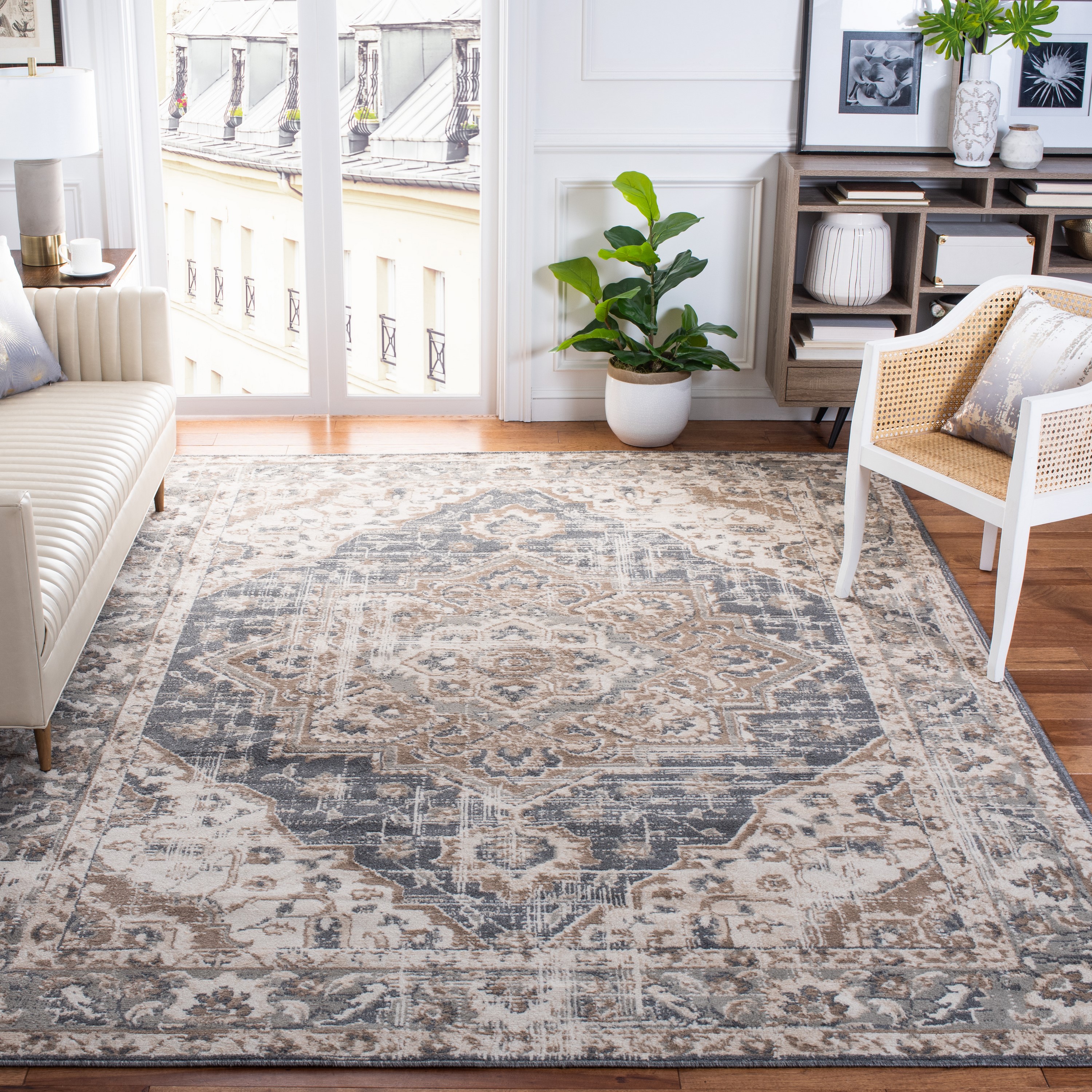 Safavieh PYR268B-7SQ Pyramid 7 x 7 (ft) Loomed Polypropylene Ivory/Beige Square Indoor Distressed/Overdyed Oriental Area rug