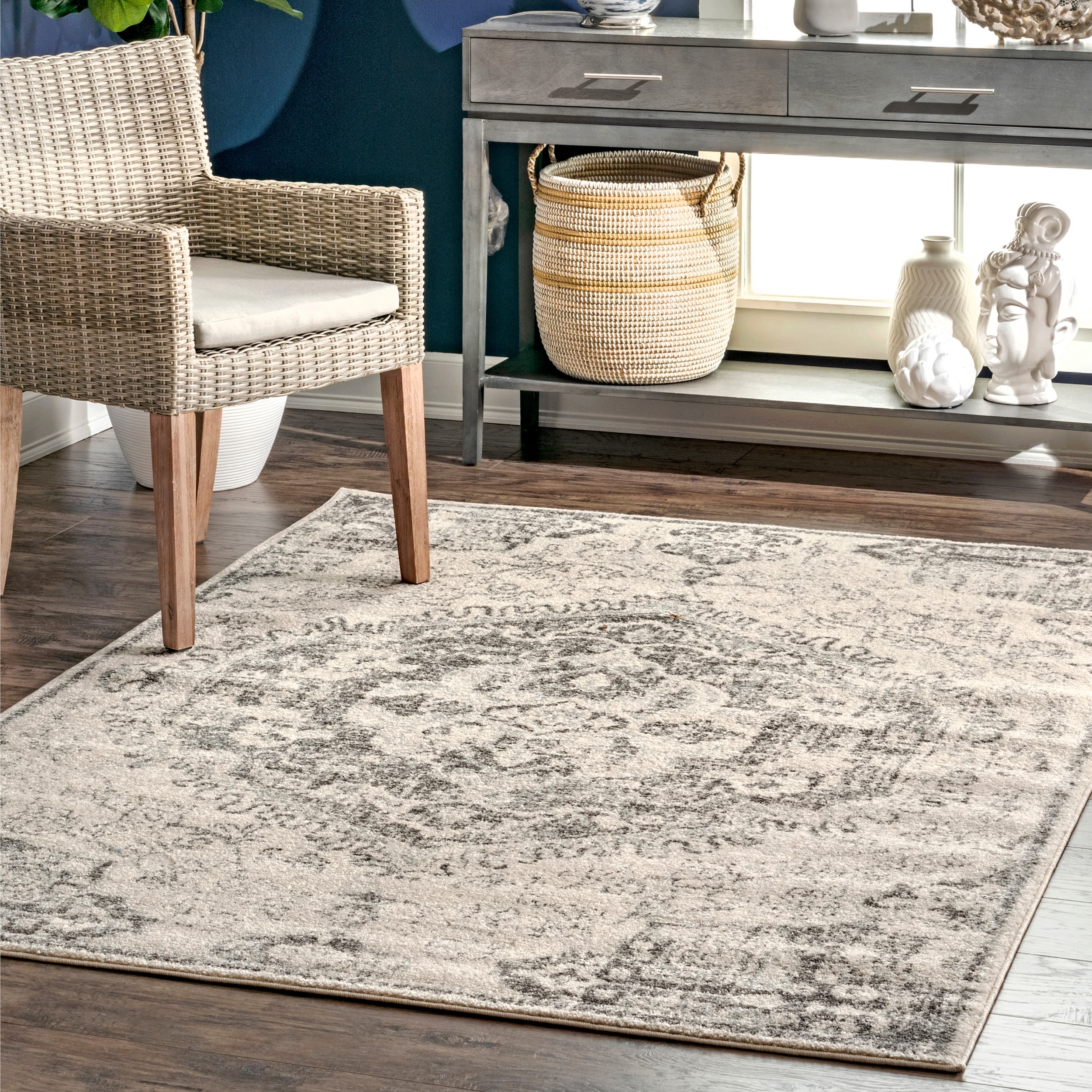 nuLOOM RZBD63C-5075 Maranda 5 x 7 (ft) Loomed Polypropylene Gray Rectangular Indoor Medallion Area rug