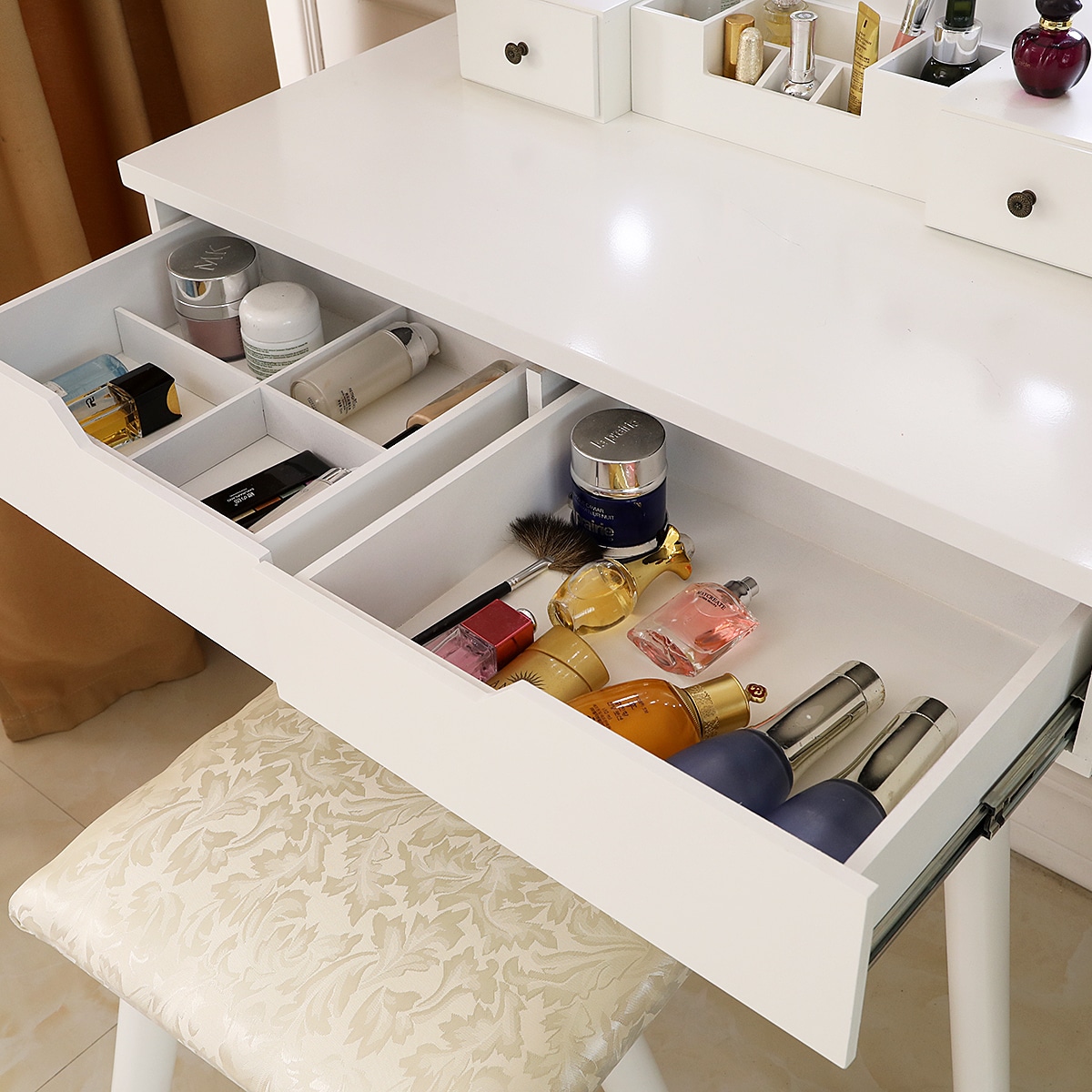 Winado 951236181899 Bedroom-Vanities - View #3