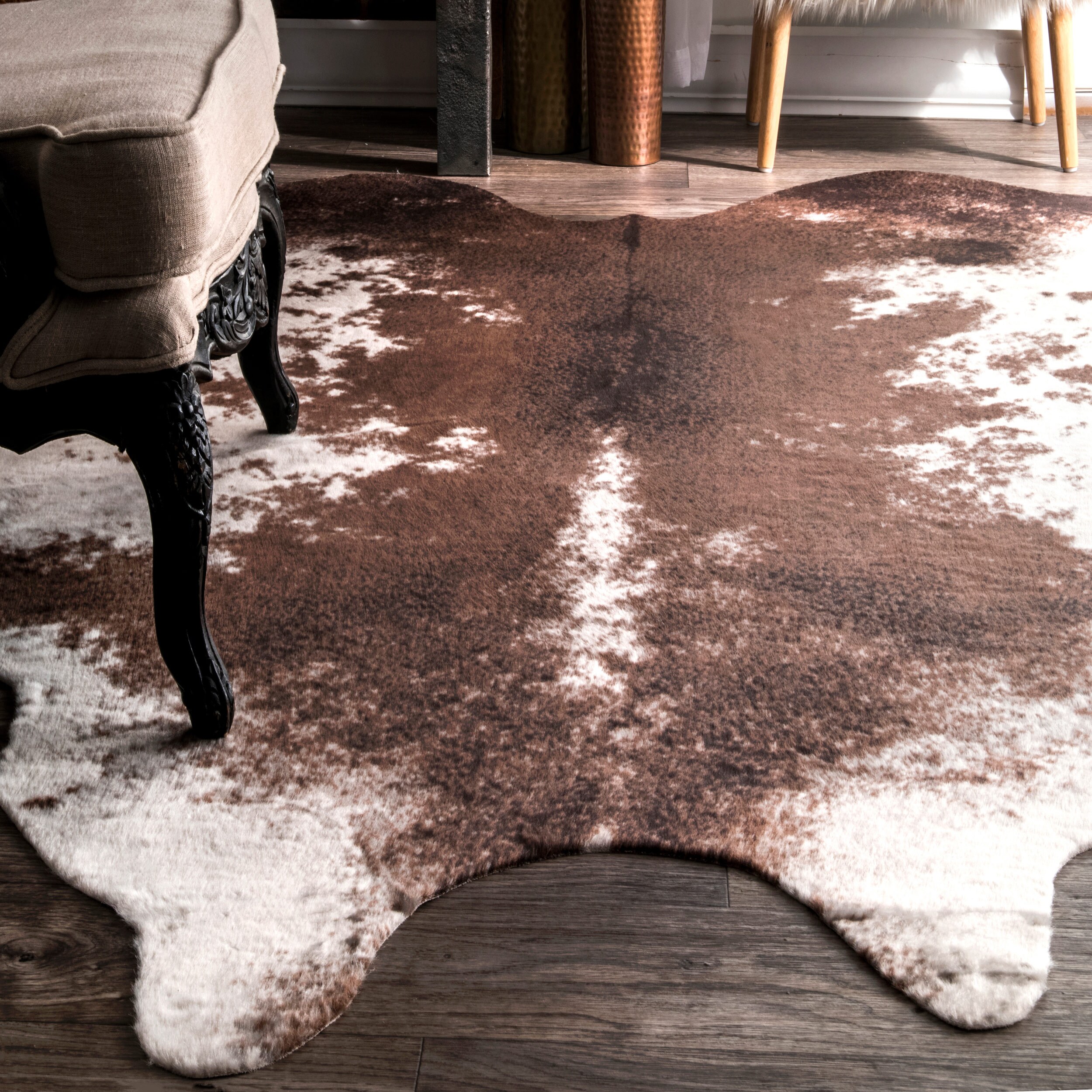 Giraffe Print Cowhide Rug (Large Spots) - Size: 7 1/4x5 3/4 feet