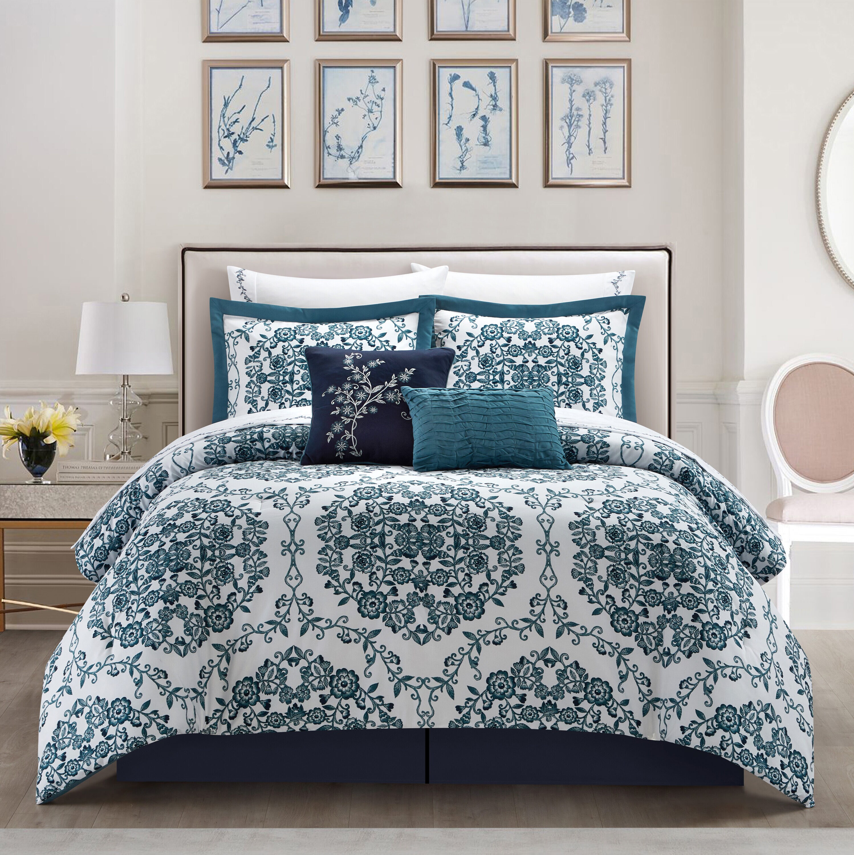 Nanshing 10-Piece Blue/White Queen Comforter Set in the Bedding Sets ...