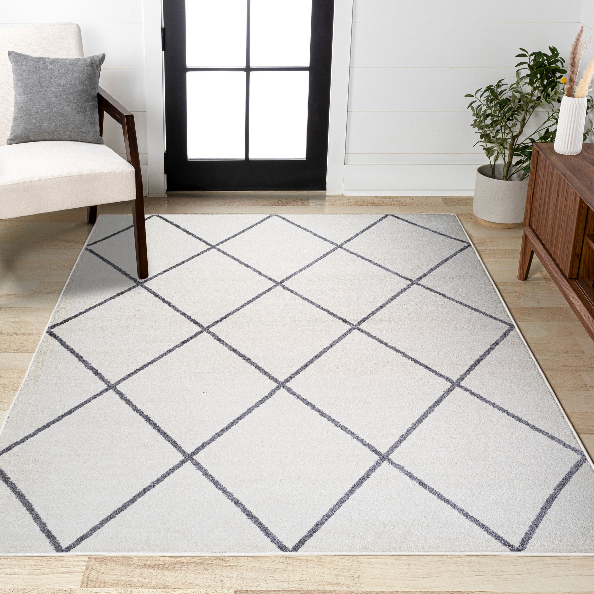 JONATHAN  Y SEU102K-3 SUPERSOFT Cole Minimalist Diamond Trellis 3 x 5 (ft) Loomed White/Gray Rectangular Indoor Geometric Mid-Century Modern Pet Friendly Area rug