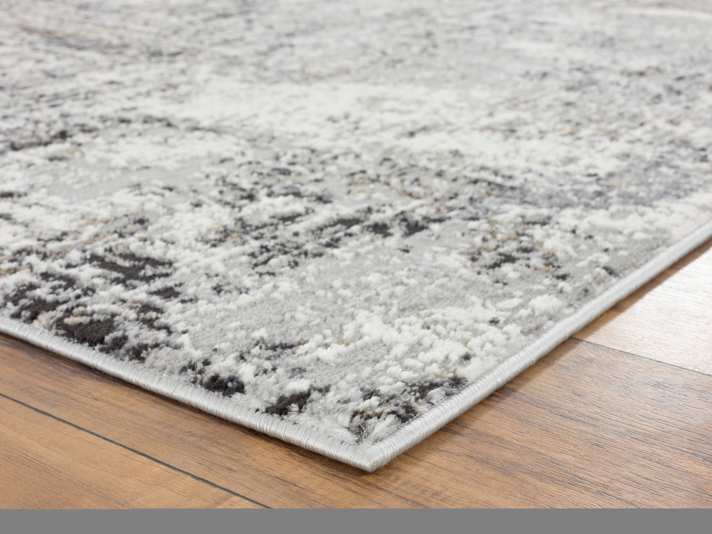 United Weavers Of America 4535 10277 1013 rugs - View #4