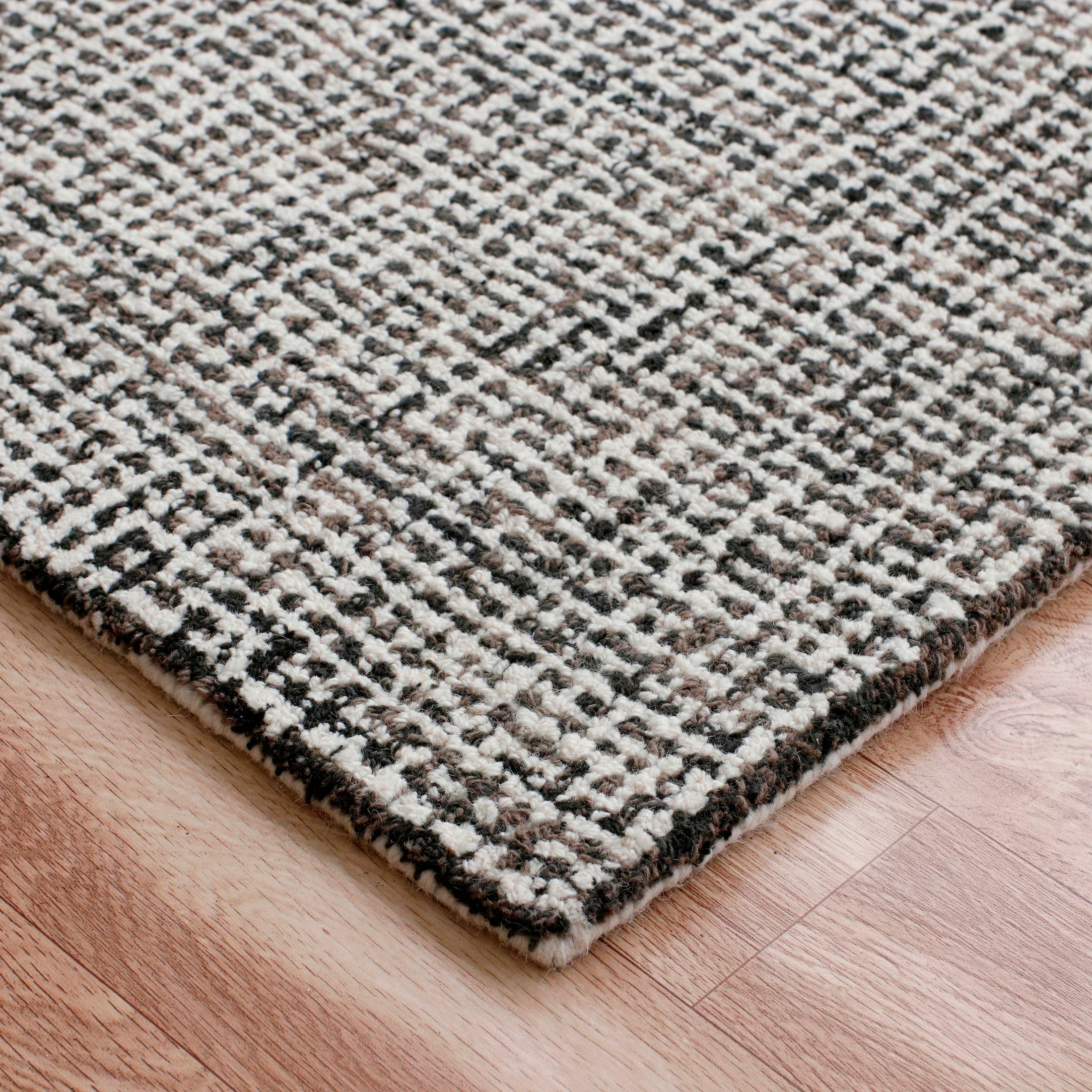 LR Home 7723A8984934J8 rugs - View #3
