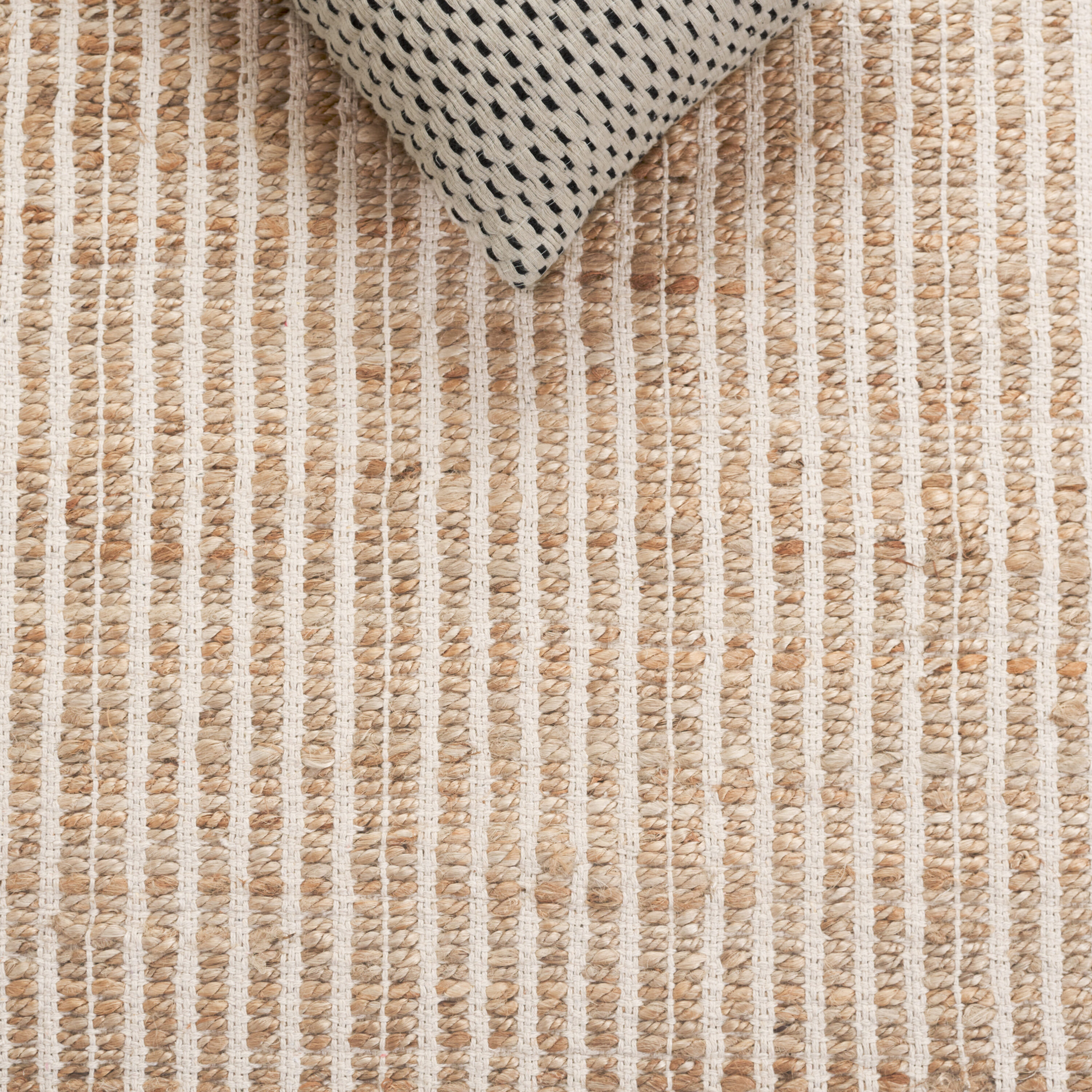 Safavieh NF126A-5 rugs - View #4