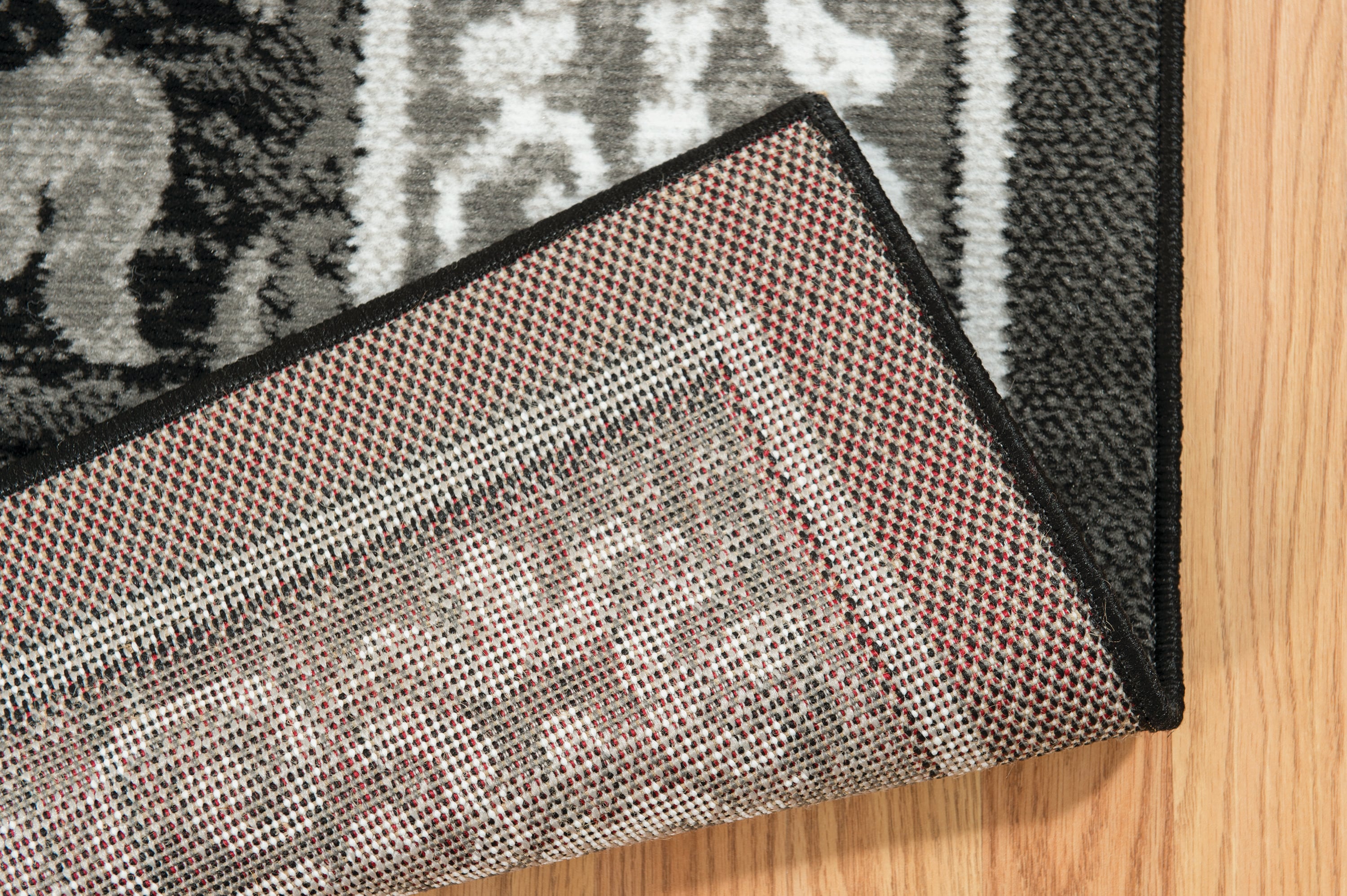 United Weavers Of America 851 10672 24 rugs - View #5