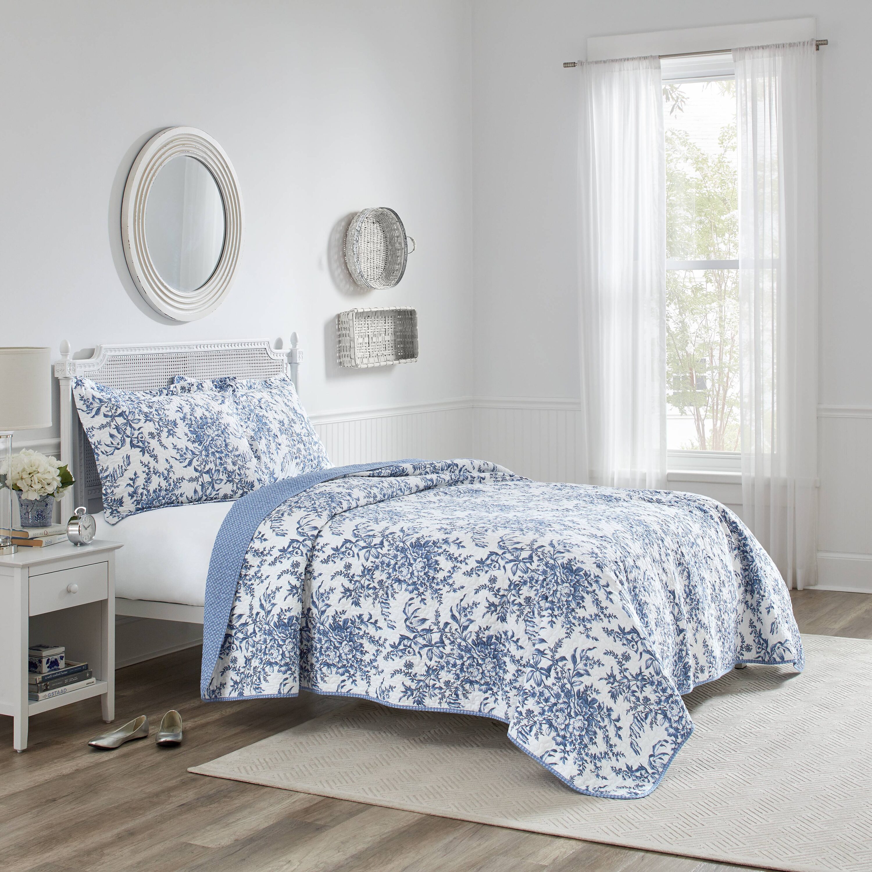 Laura Ashley 185746 bedding - View #2