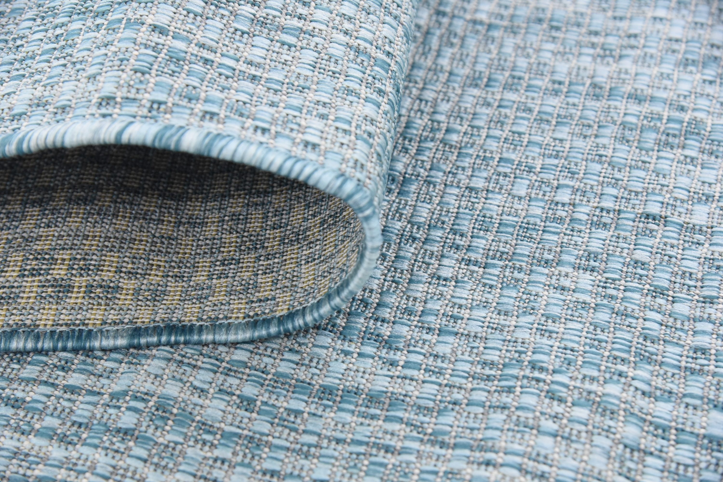 Aquamarine Easy-Care Synthetic 5' x 8' Outdoor Rug