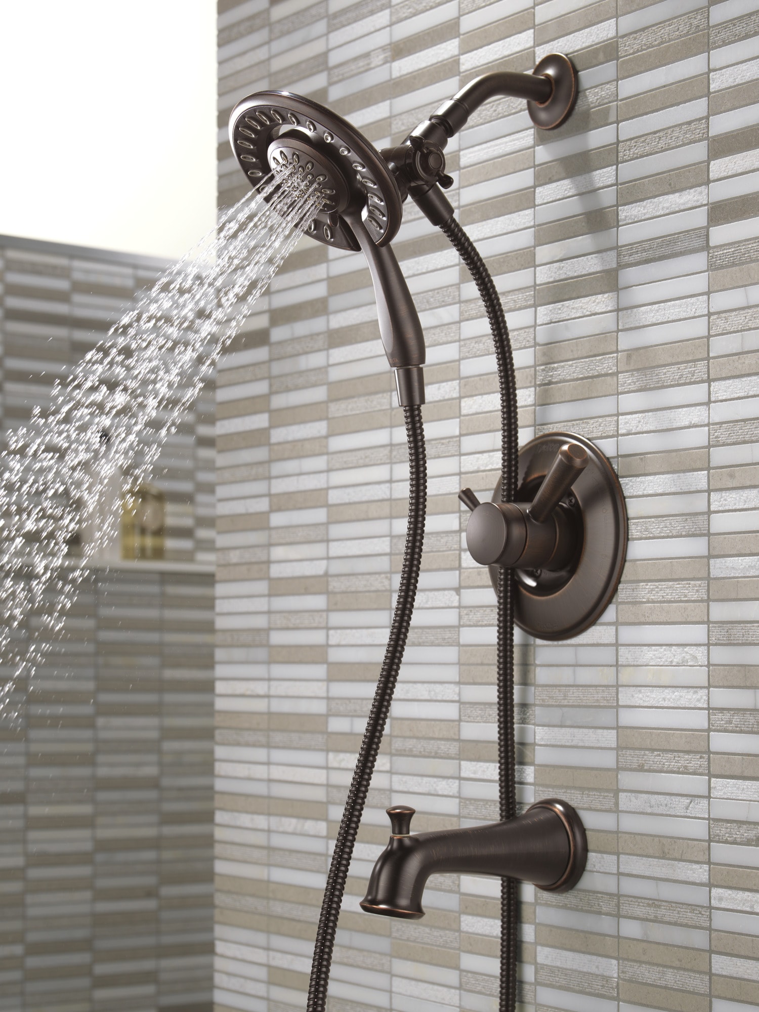 Delta Linden Venetian Bronze 2-handle Multi-function Round Bathtub