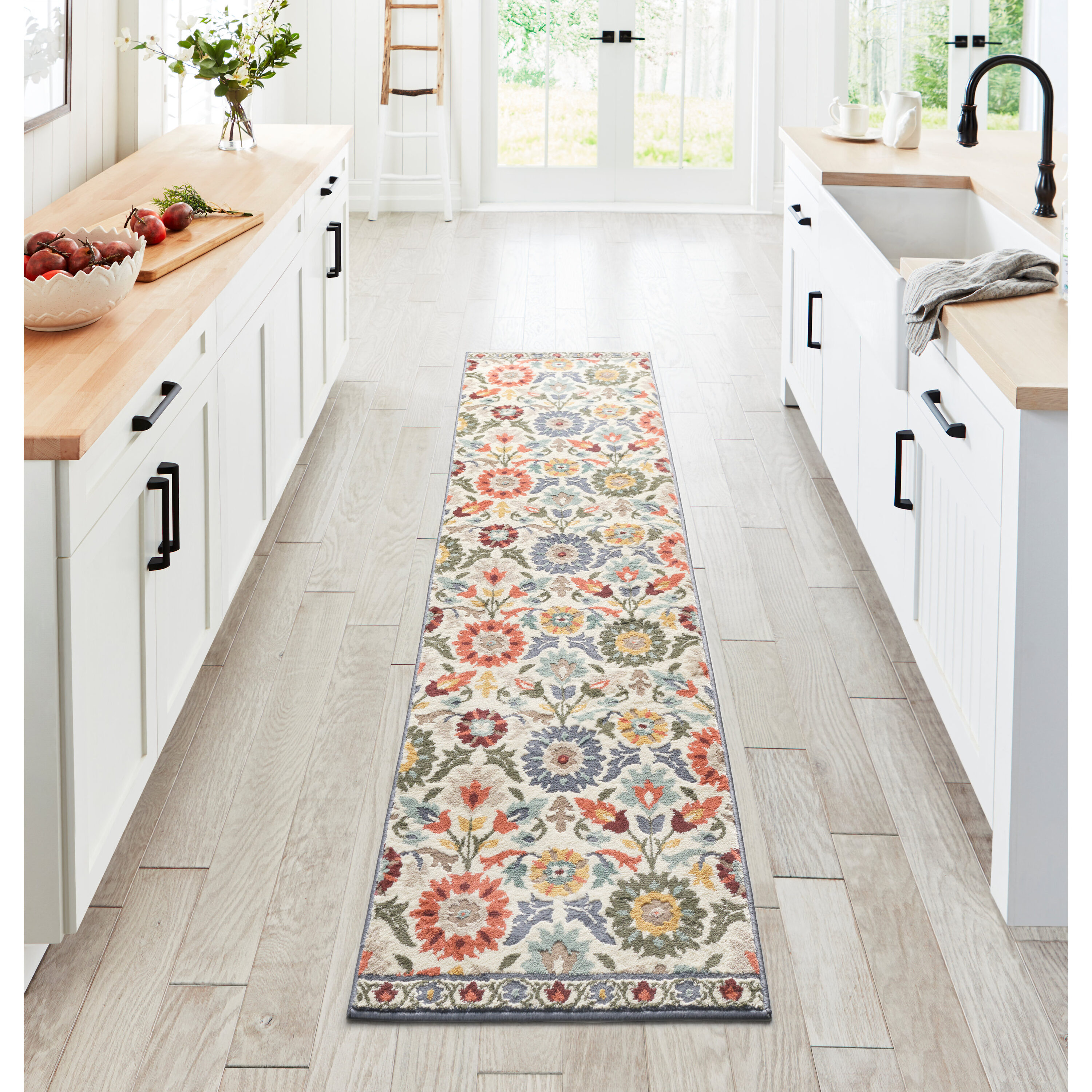 allen + roth AATL013L Pointed Wonderlust 2 x 8 (ft) Loomed Polyester/Polypropylene Multicolor Rectangular Indoor Floral/Botanical Farmhouse/Cottage Runner rug
