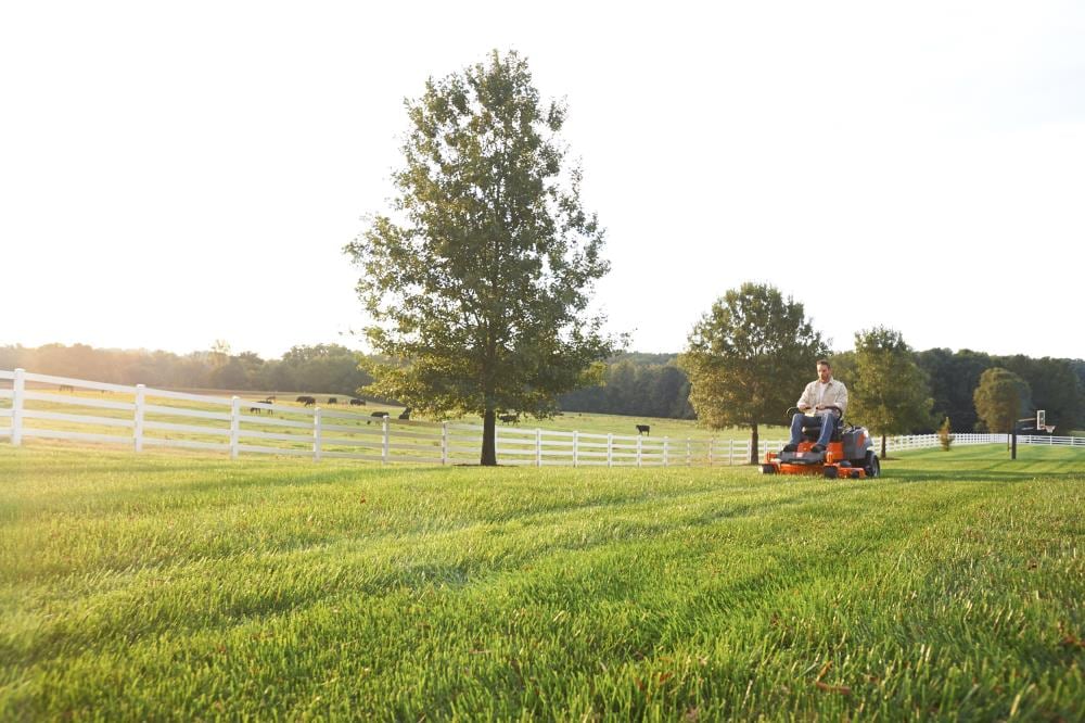 Husqvarna Z246 46-in 20 -HP V-twin Gas Zero-turn Riding Lawn