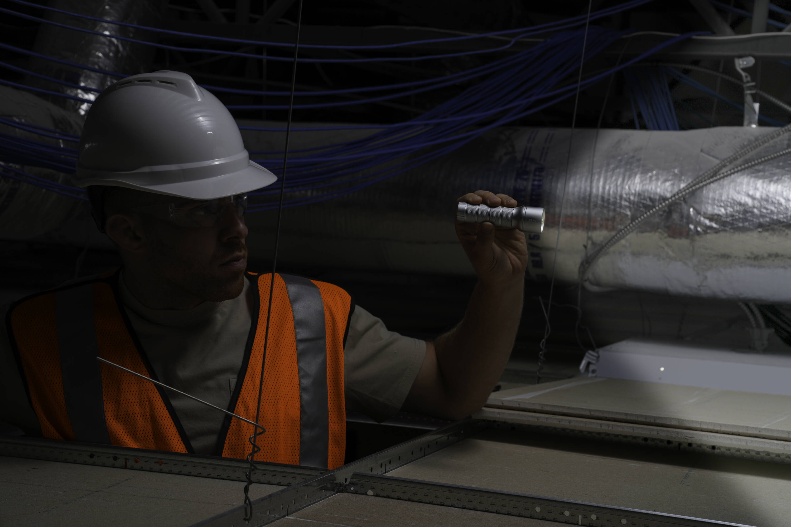 Project Source 52270 flashlights - View #5