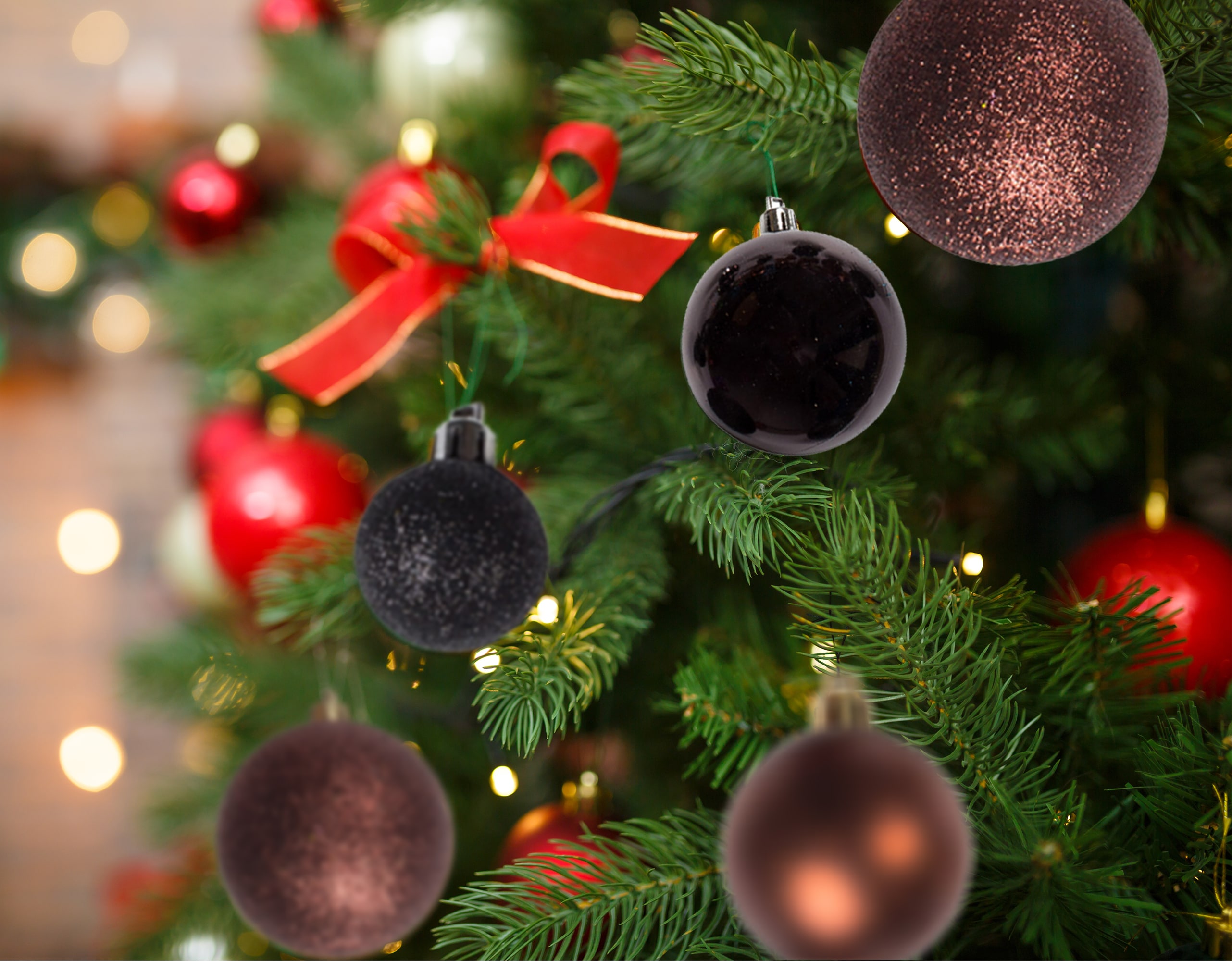 100-Pack Black and Brown Shatterproof Christmas Ornament Balls