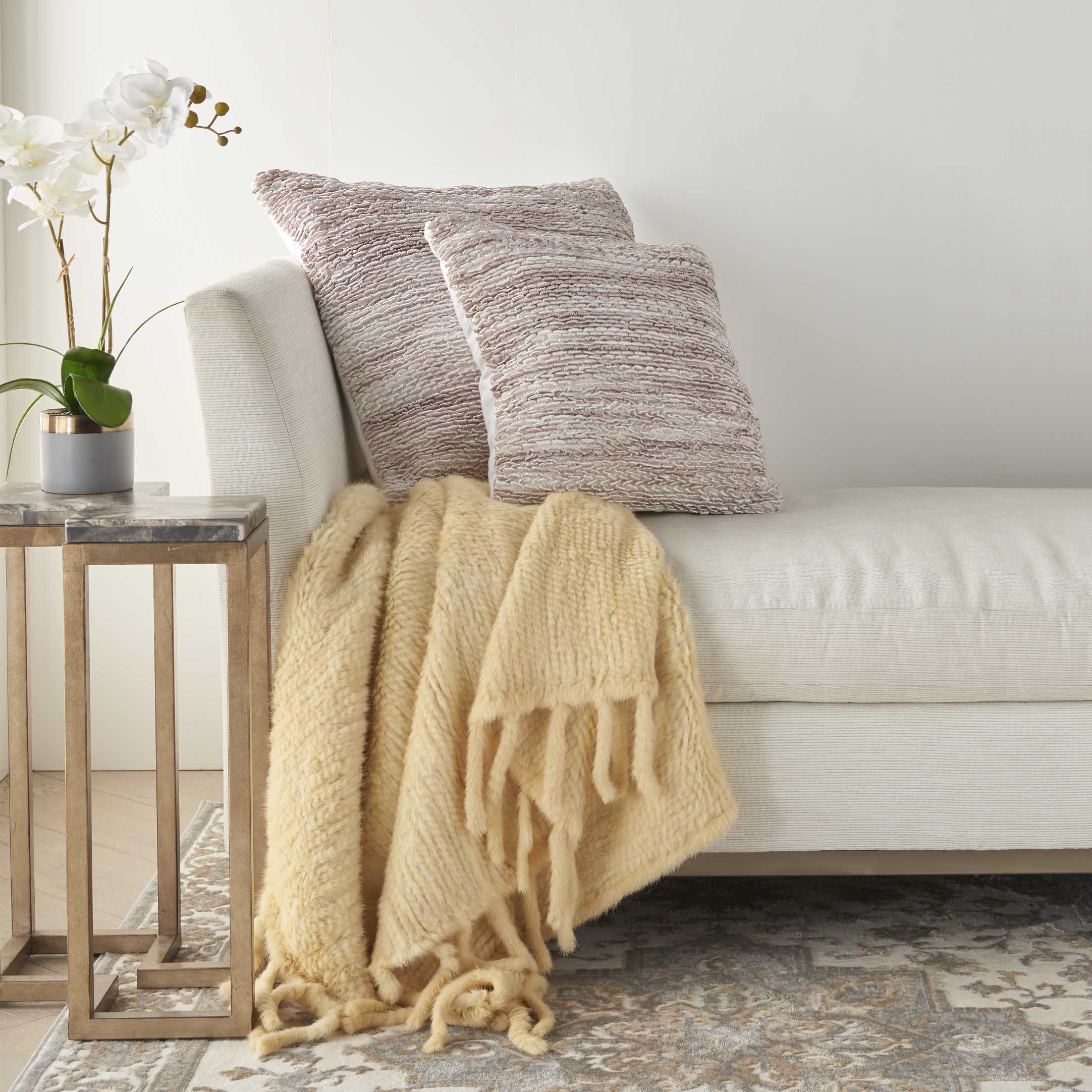Mina Victory 798019076061 Accent-Pillows - View #3