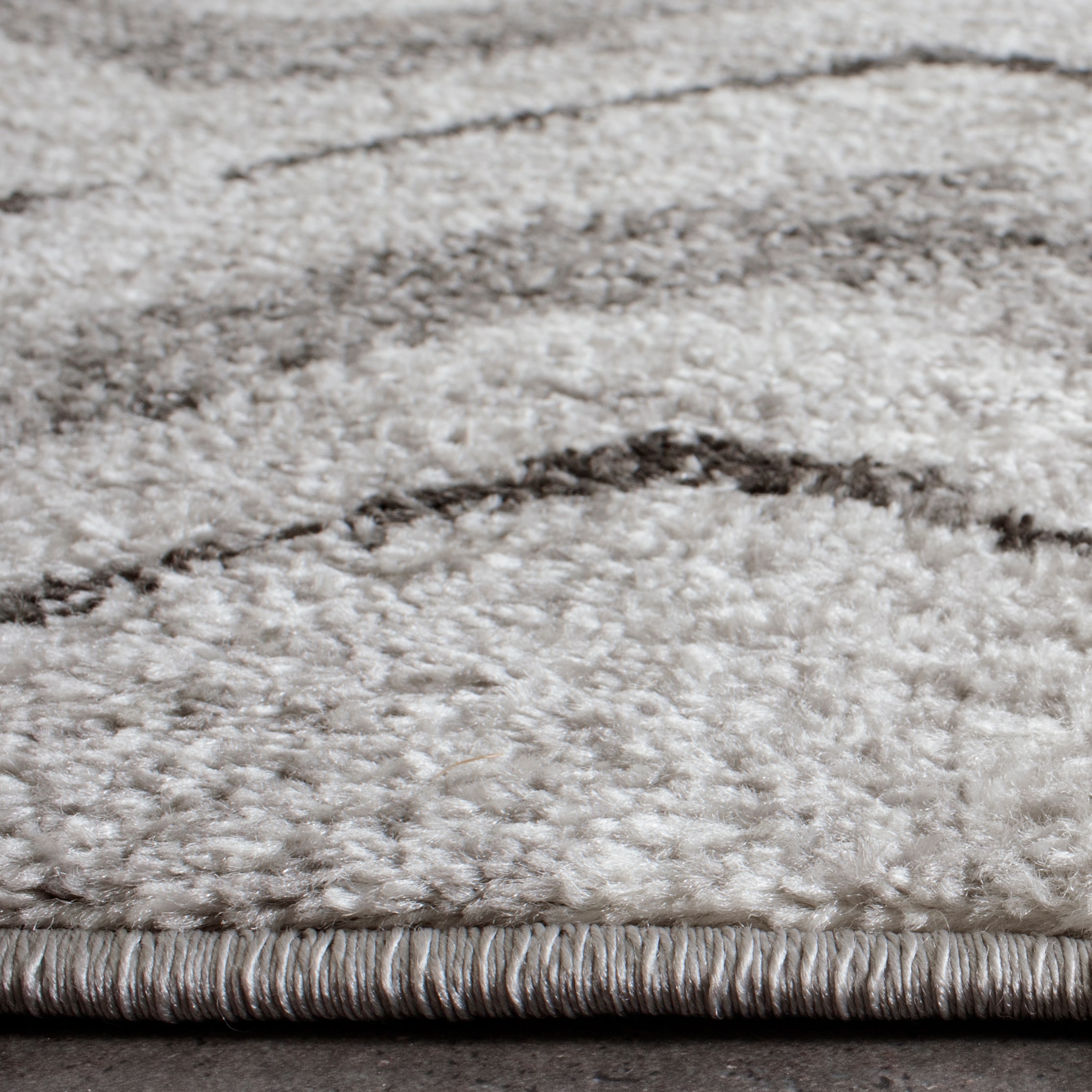 Silver and Charcoal Chevron Synthetic Area Rug, 2'6" x 6'
