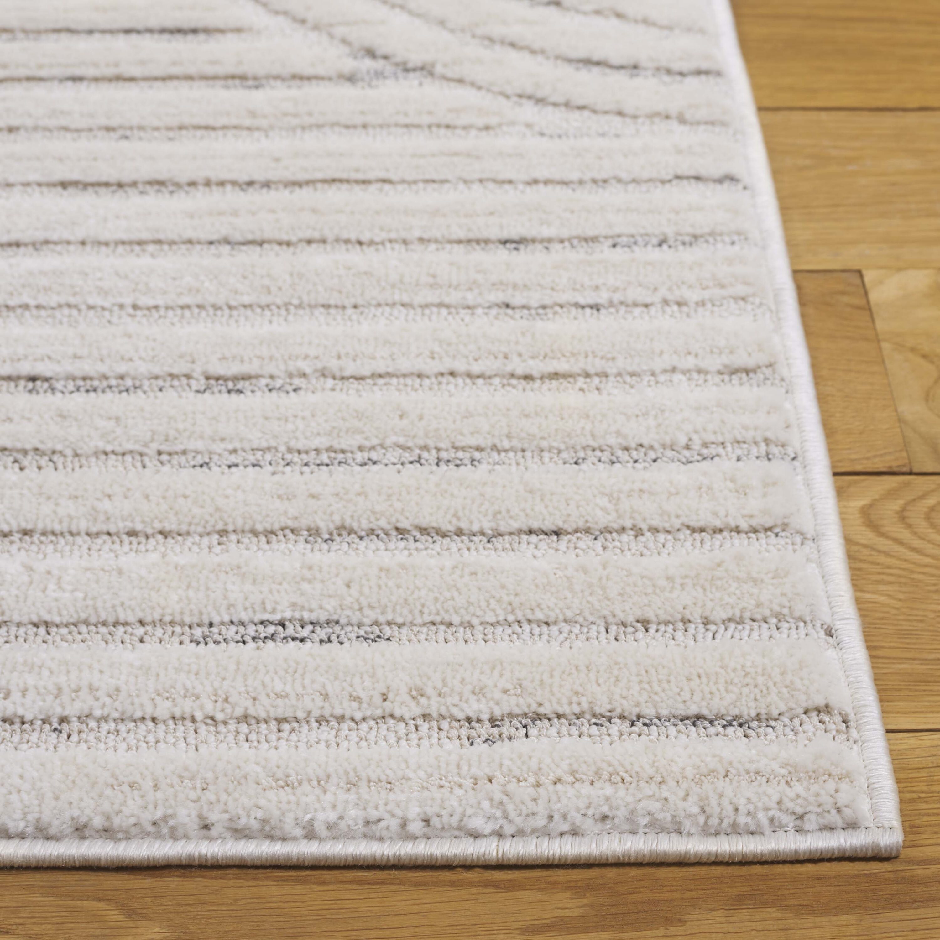 Elmhurst Ivory and Gray Geometric Hand-knotted Wool Area Rug, 5'3" x 7'6"