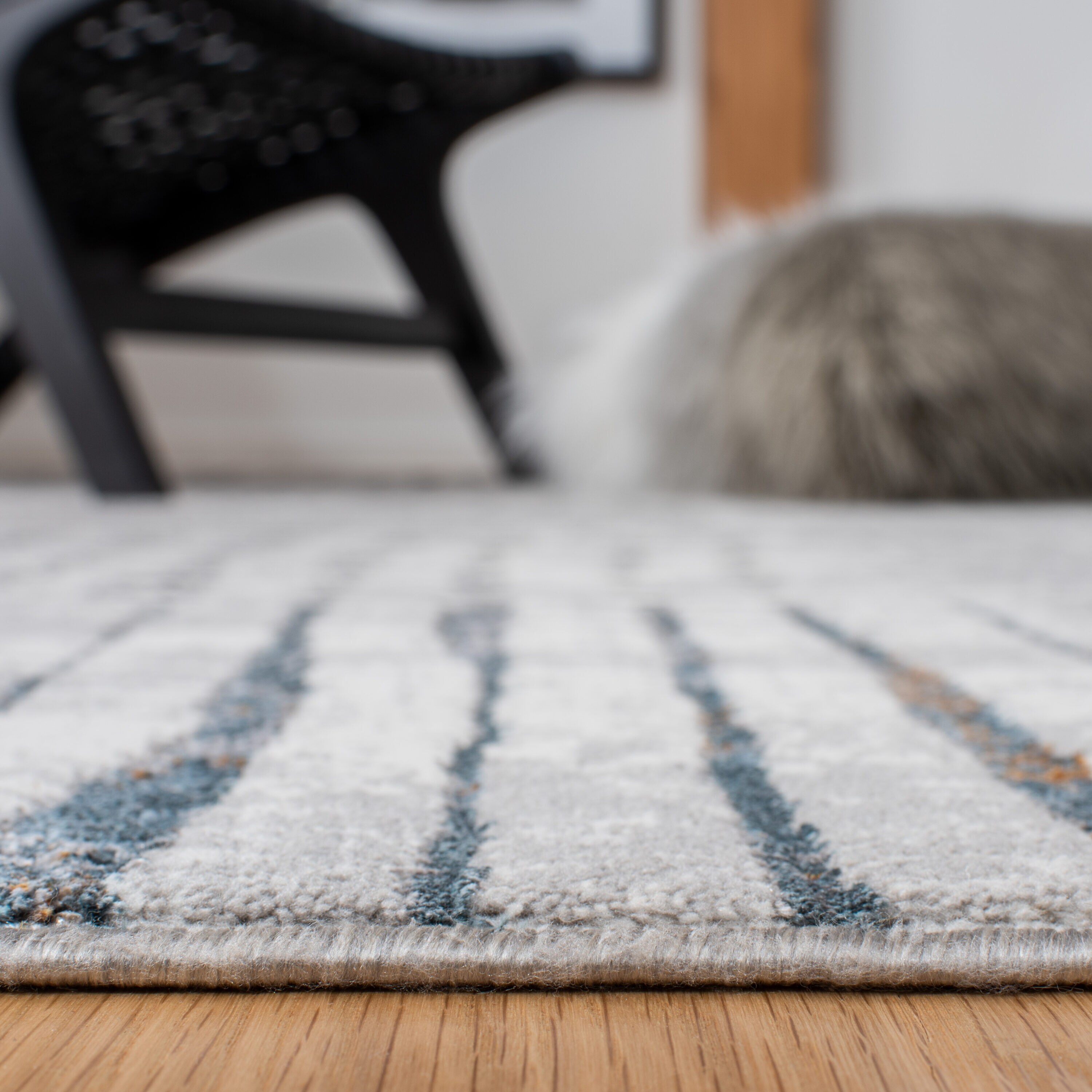 Safavieh SON393F-7SQ rugs - View #4
