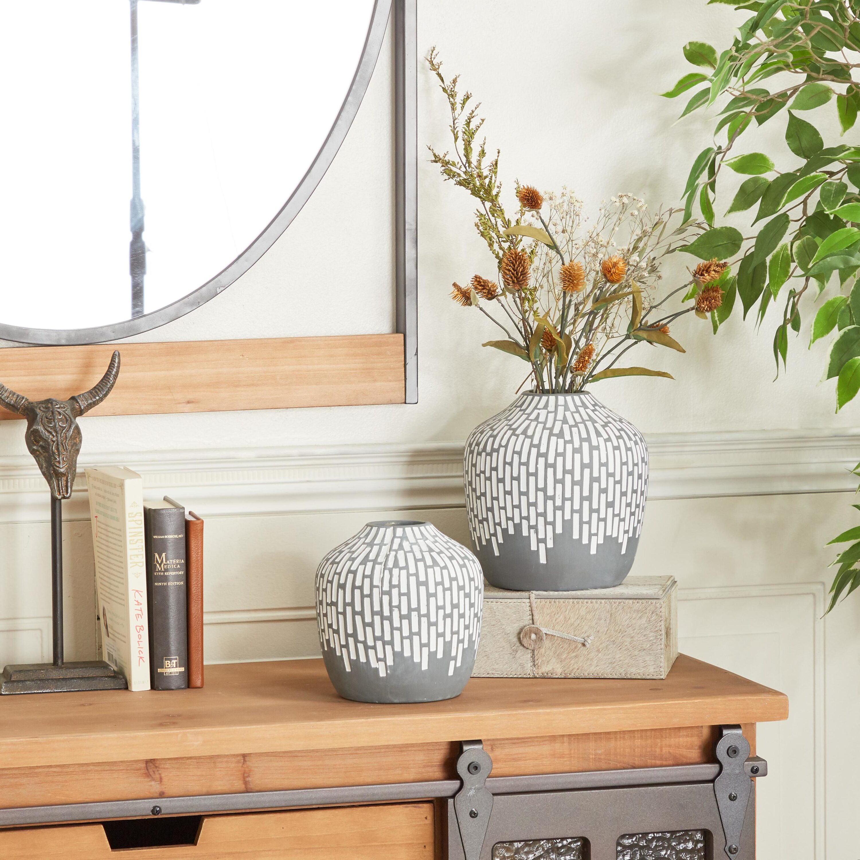 Contemporary Ceramic Bud Vase Set, Medium Gray, 10.6" Round