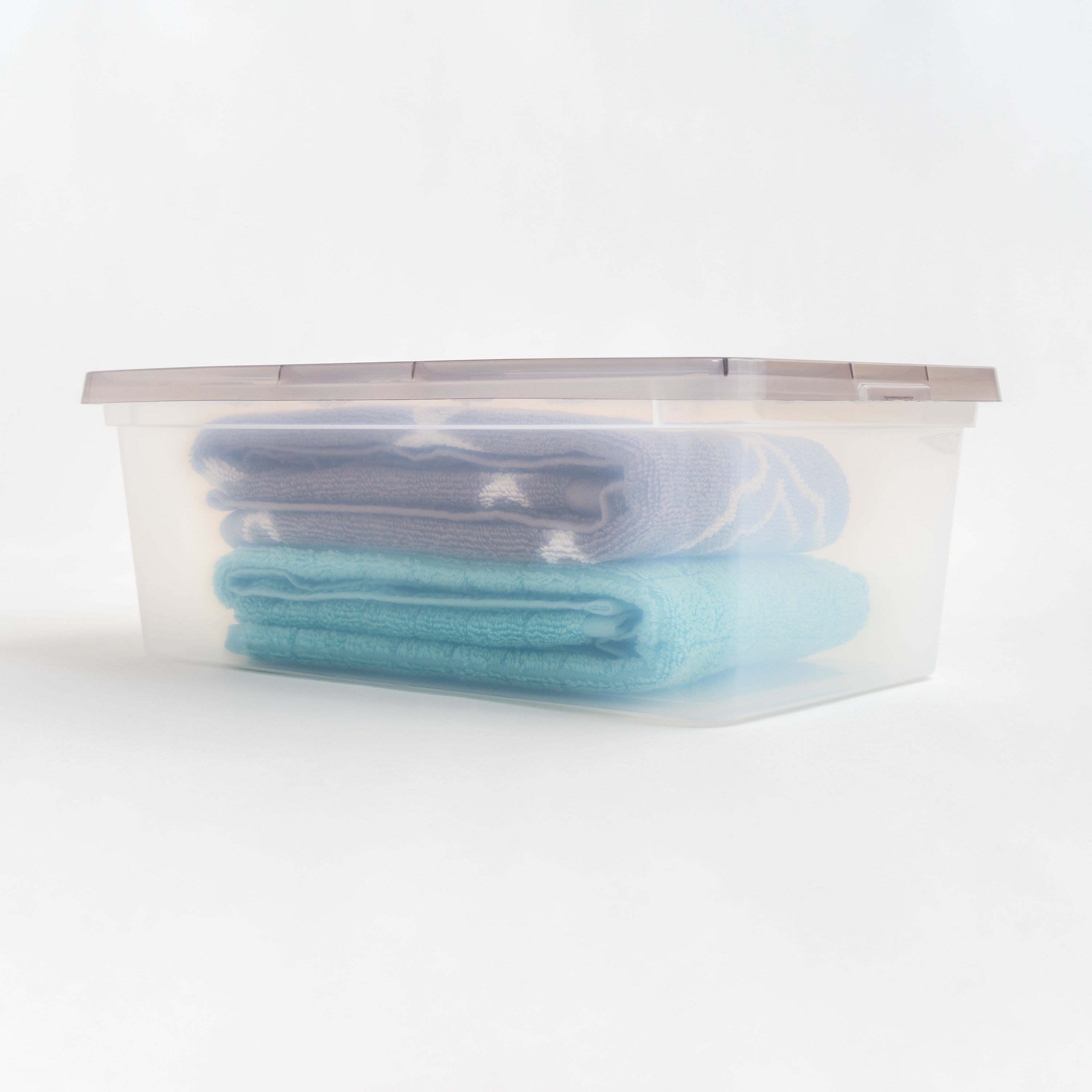 Iris 7 gal. Snap Top Plastic Storage Box in Clear wih Gray Lid 6 Pack
