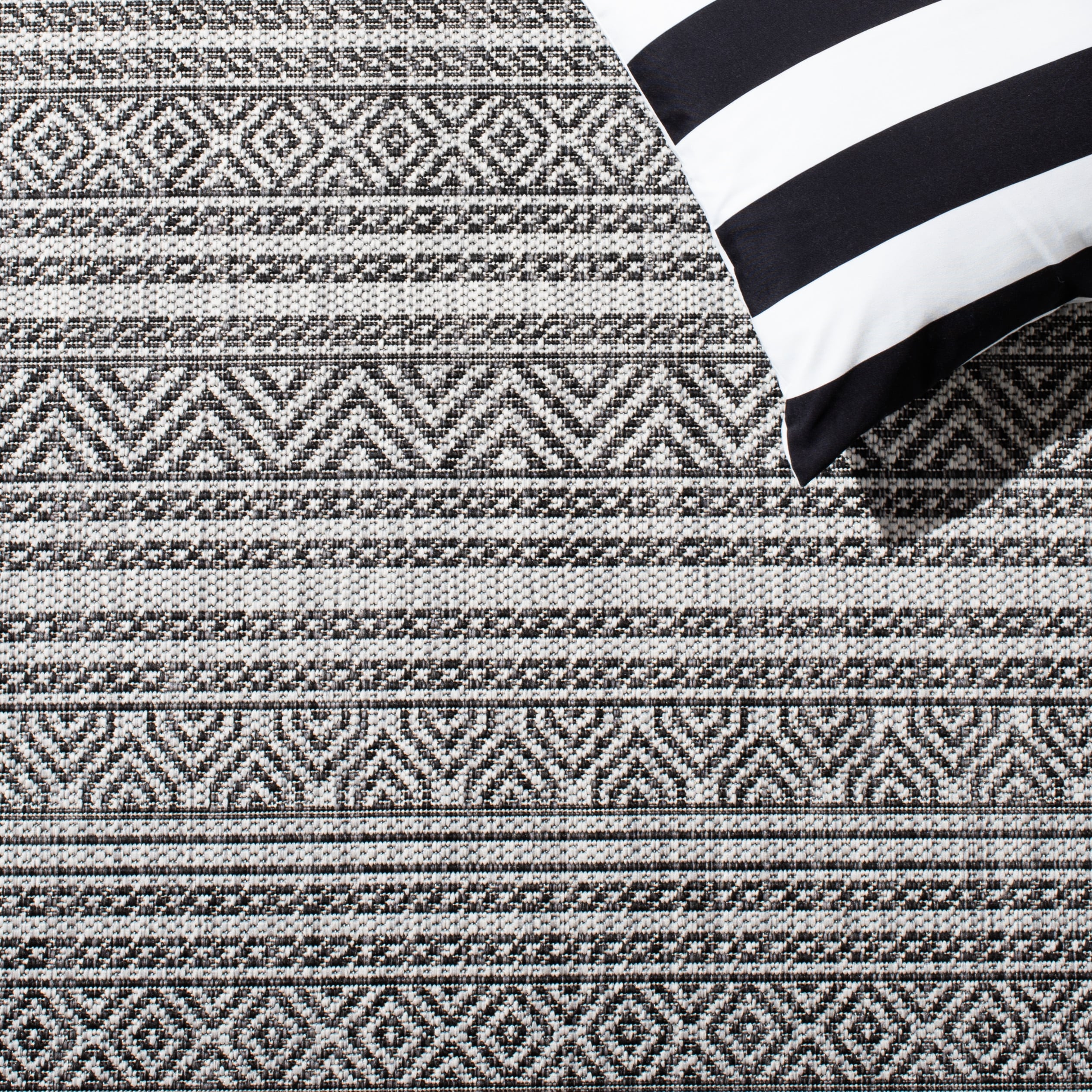 Safavieh CY8866-37612-5 rugs - View #6