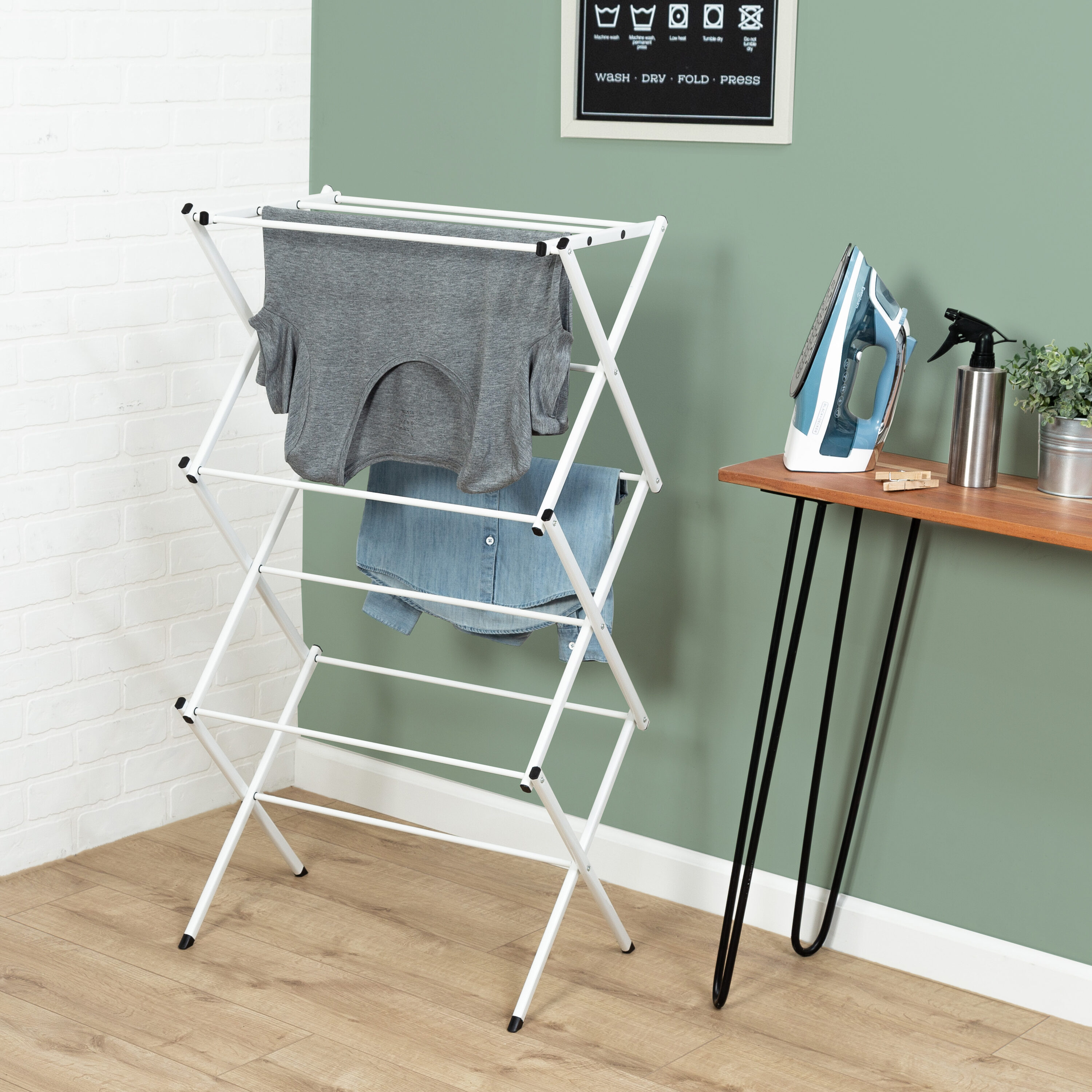 Hastings Home 3-Tier 27.5-in Wood Drying Rack in the Clotheslines & Drying  Racks department at
