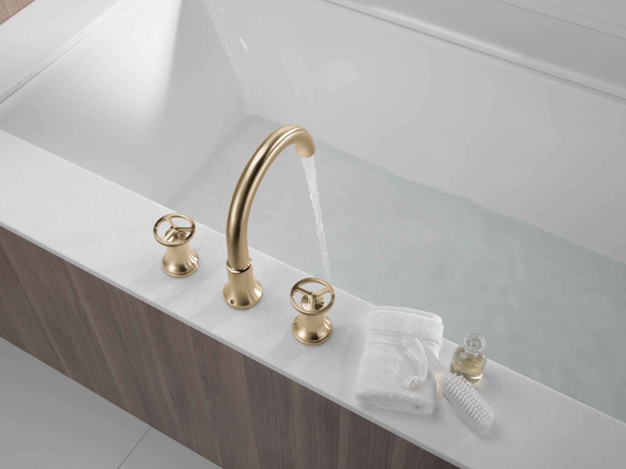 Delta T2758-CZ Roman-Tub-Faucets - View #2
