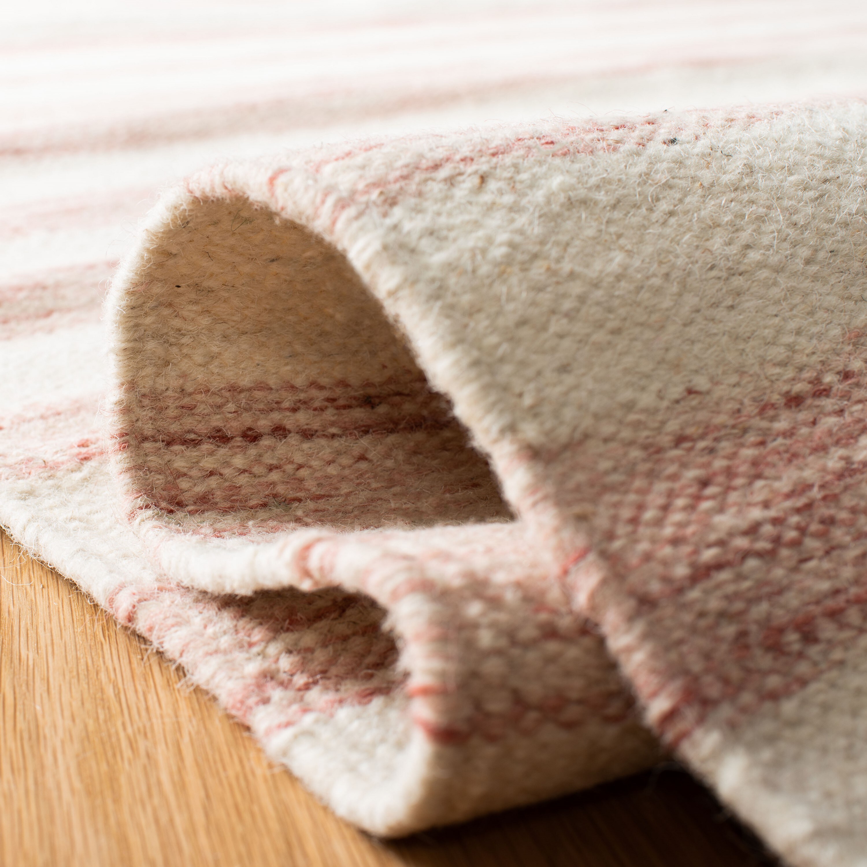 Safavieh DHU575D-4 rugs - View #5
