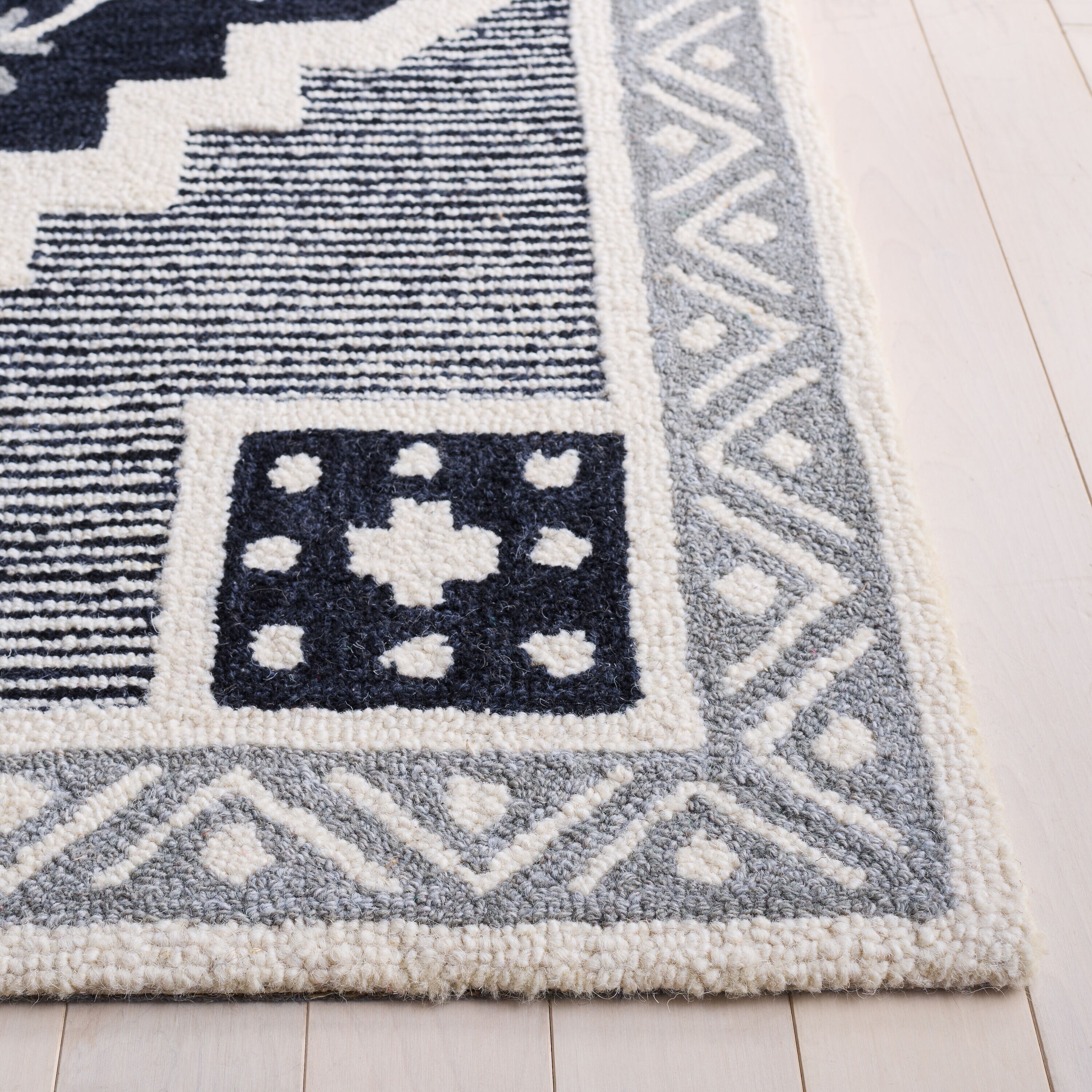 Safavieh HG675Z-8 rugs - View #3