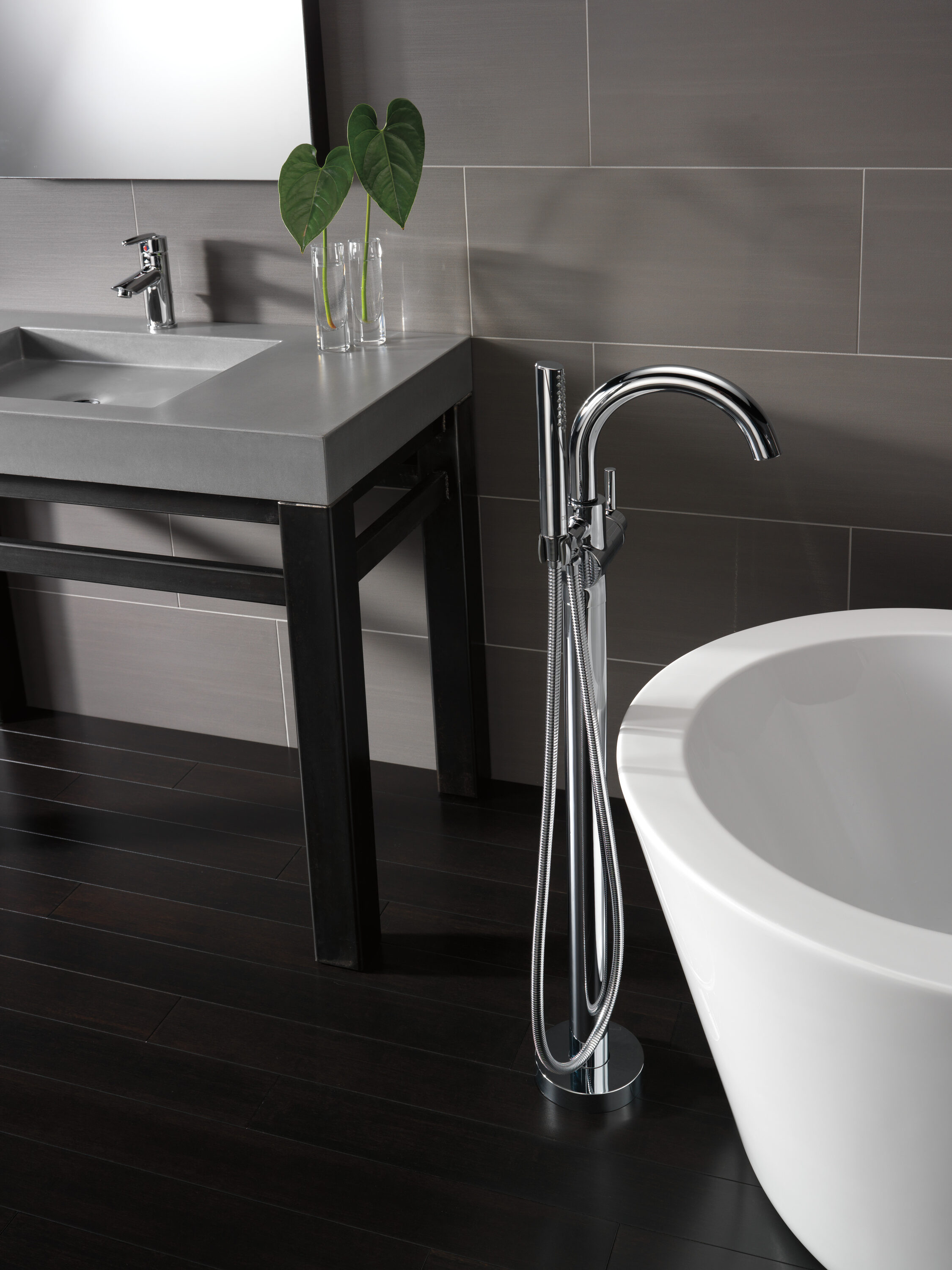 Delta T4759-FL Roman-Tub-Faucets - View #8