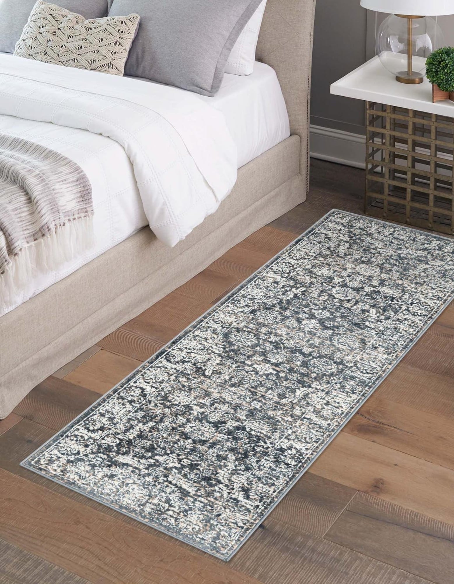 Unique Loom 3187017 Jill Zarin Uptown 3 x 8 (ft) Loomed Polypropylene Navy Blue Rectangular Indoor Floral/Botanical Farmhouse/Cottage Runner