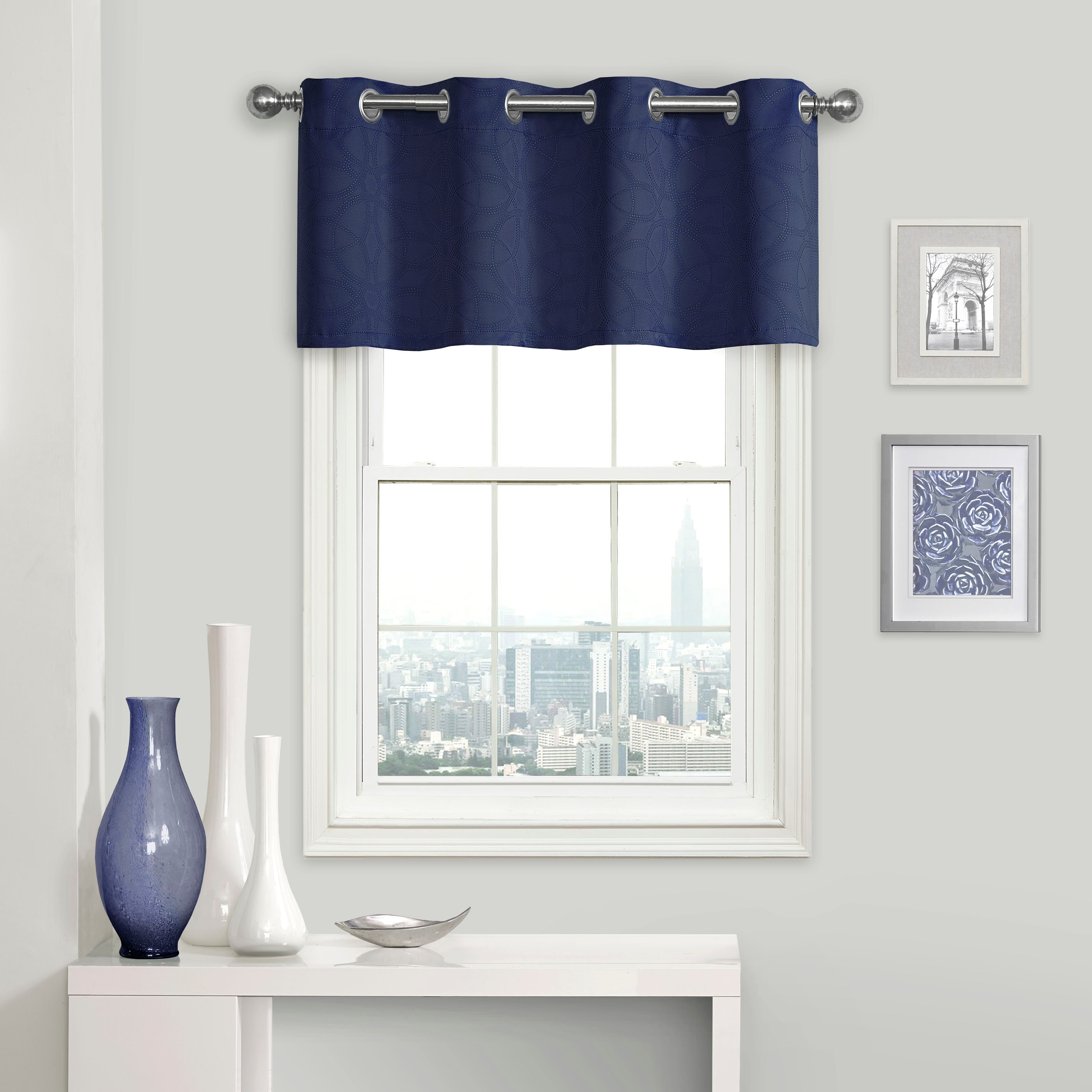 Eclipse 16912052018NVY 18-in Navy Polyester Rod pocket Valance