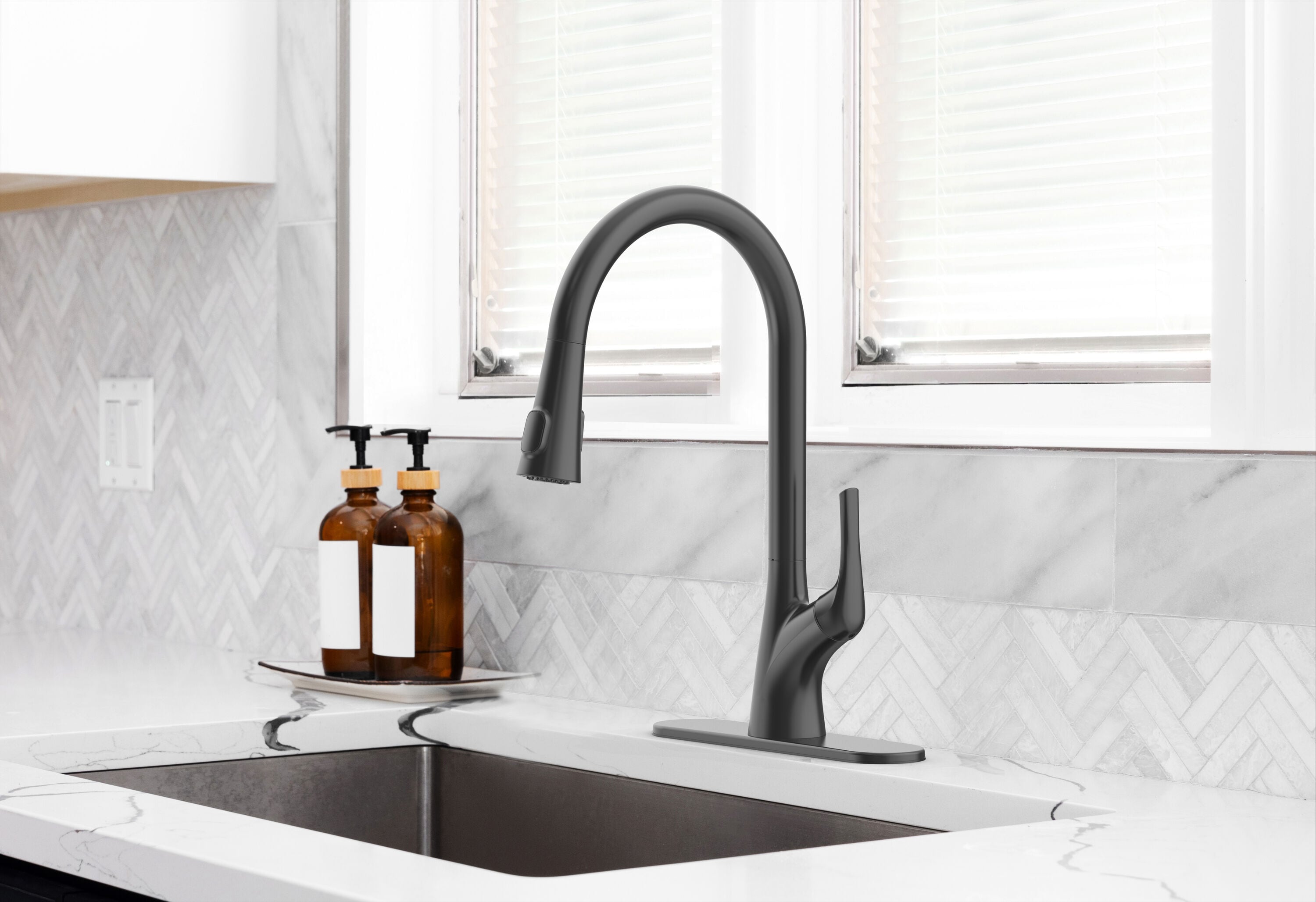 allen + roth 67914W-127001 Matte Black Single Handle Deck-mount Kitchen Faucet ( Deck Plate Included )