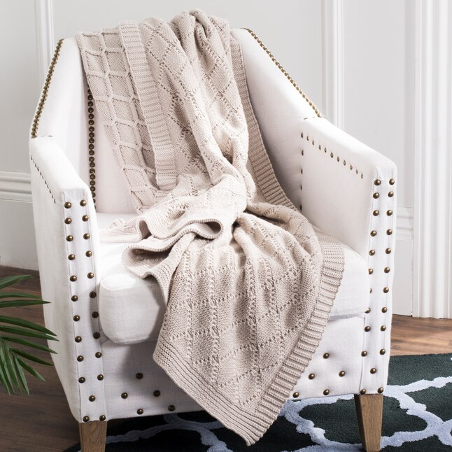 Safavieh Textures and Weaves Palewisper Cotton Throw Safavieh Textures and Weaves Palewisper Cotton Throw
