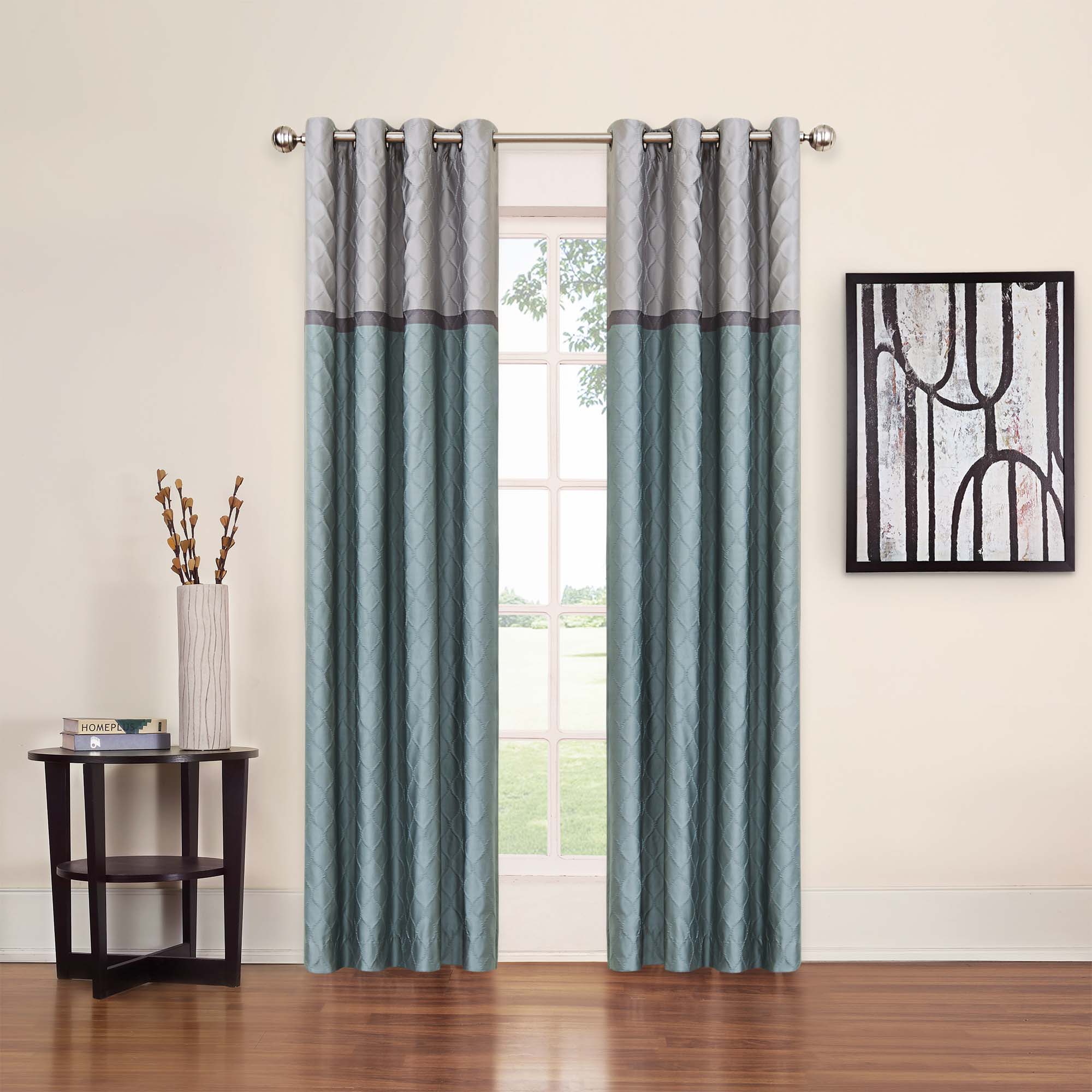 Eclipse 14704052095BLU 95-in Blue Trellis Blackout Thermal lined Grommet Single curtain panel